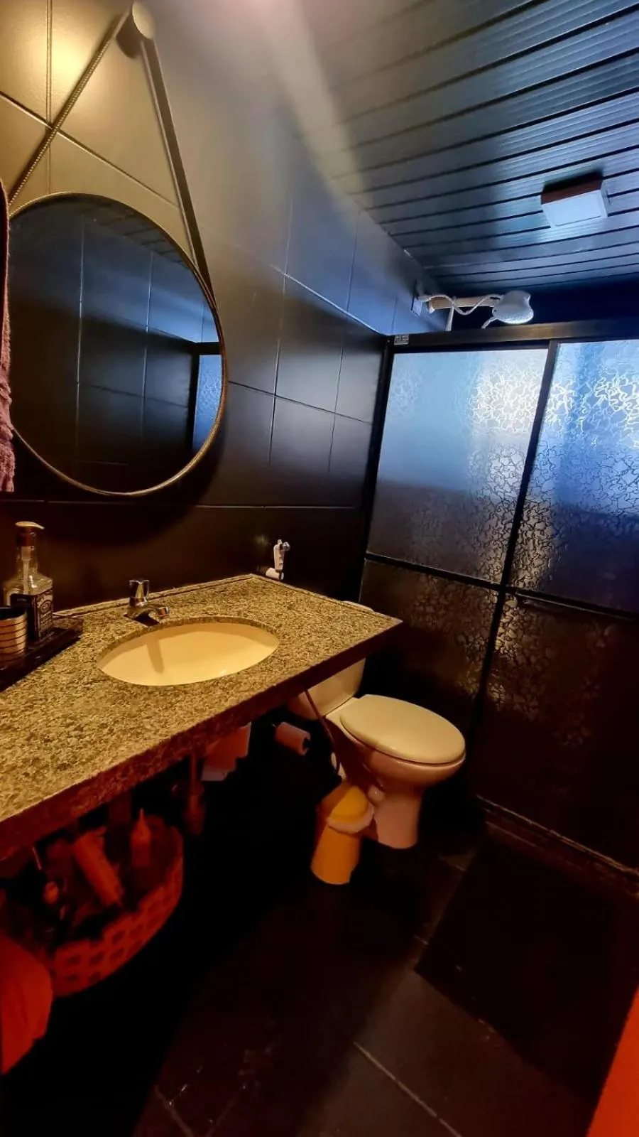 Shower in Hotel Ocean View Residence