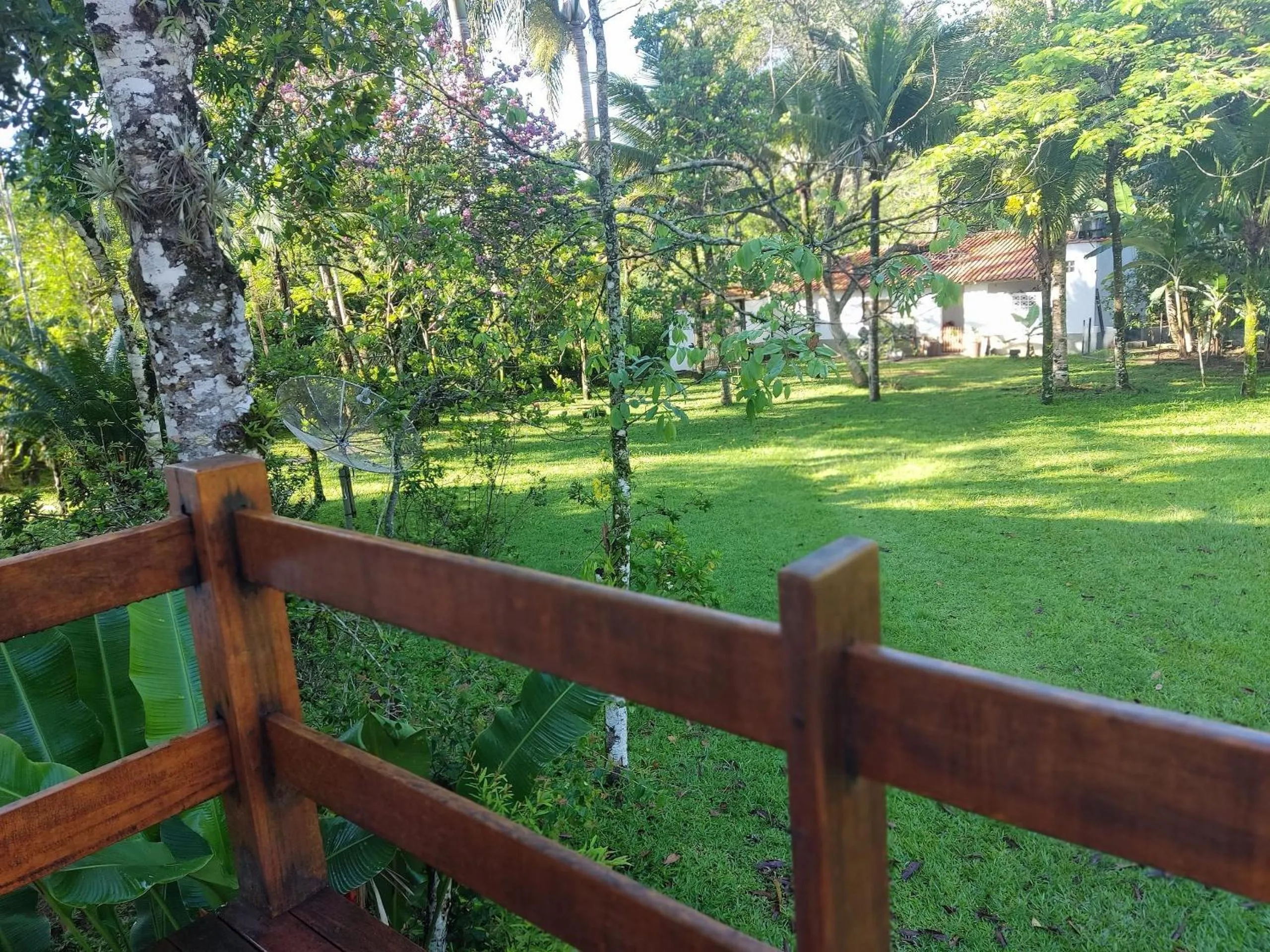 View (from property/room) in Casa com jardim e churrasqueira perto da praia