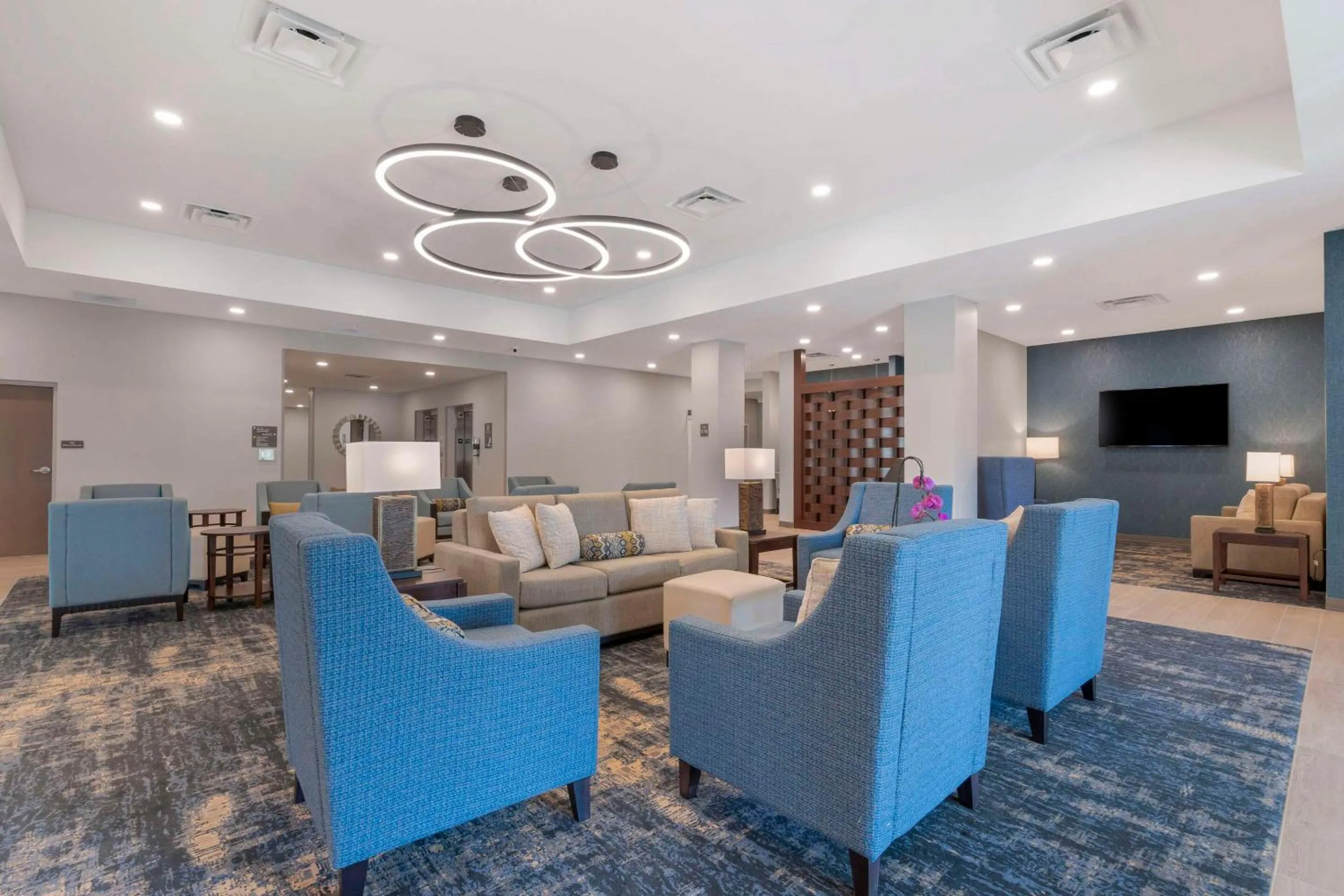 Lobby or reception in Pestana Orlando Suites - Lake Buena Vista