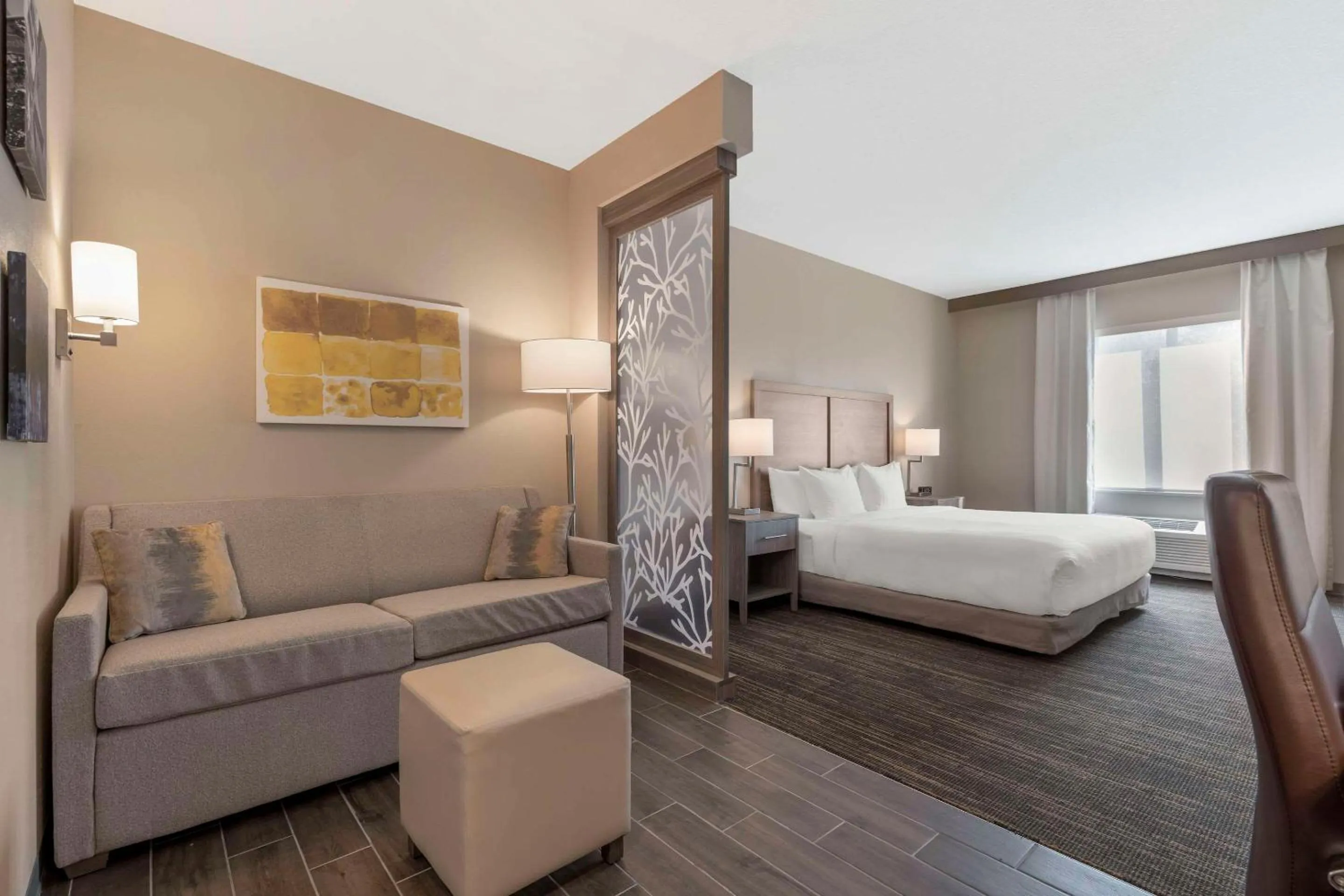 Bedroom, Bed in Pestana Orlando Suites - Lake Buena Vista