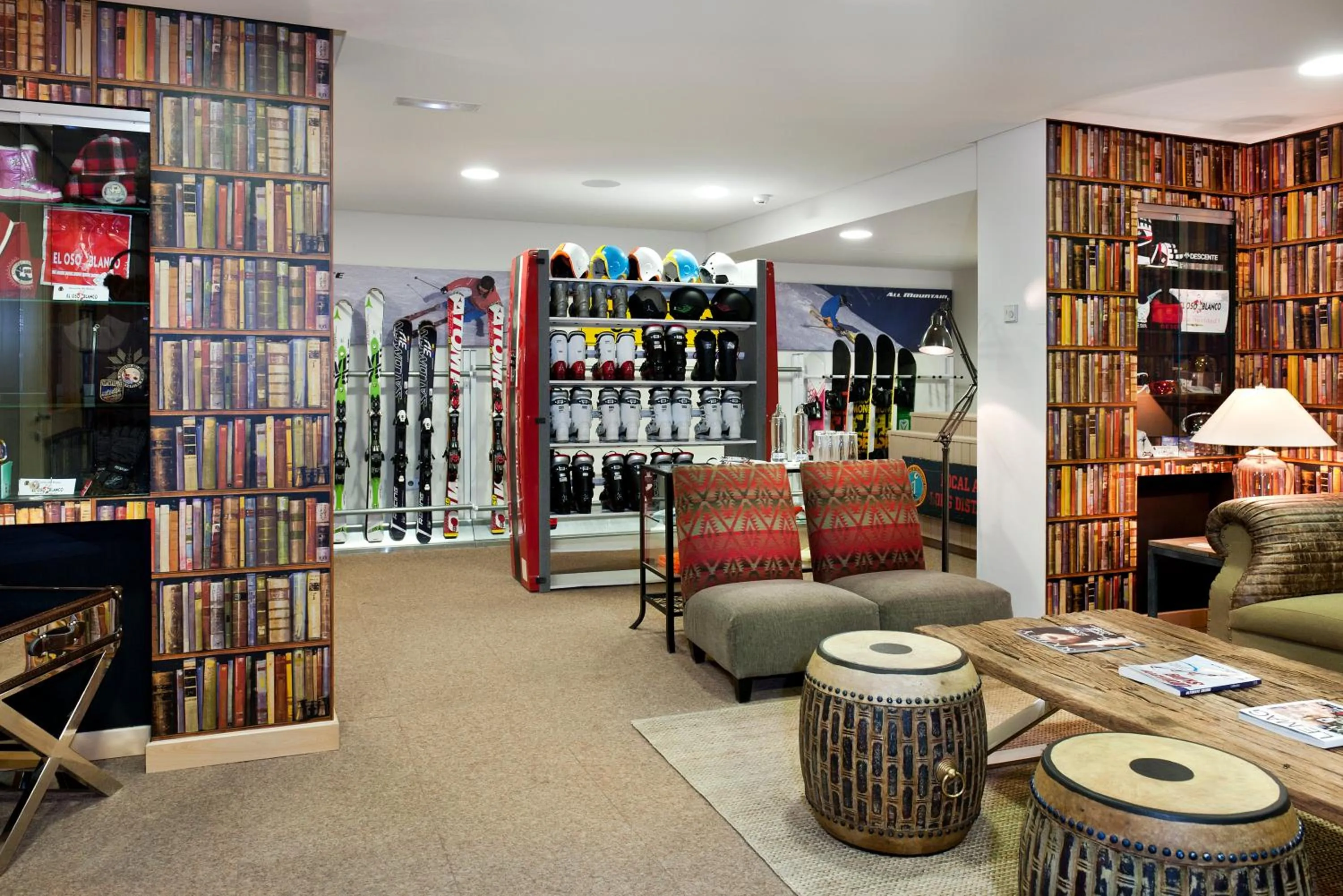 Skiing in Hotel Maribel