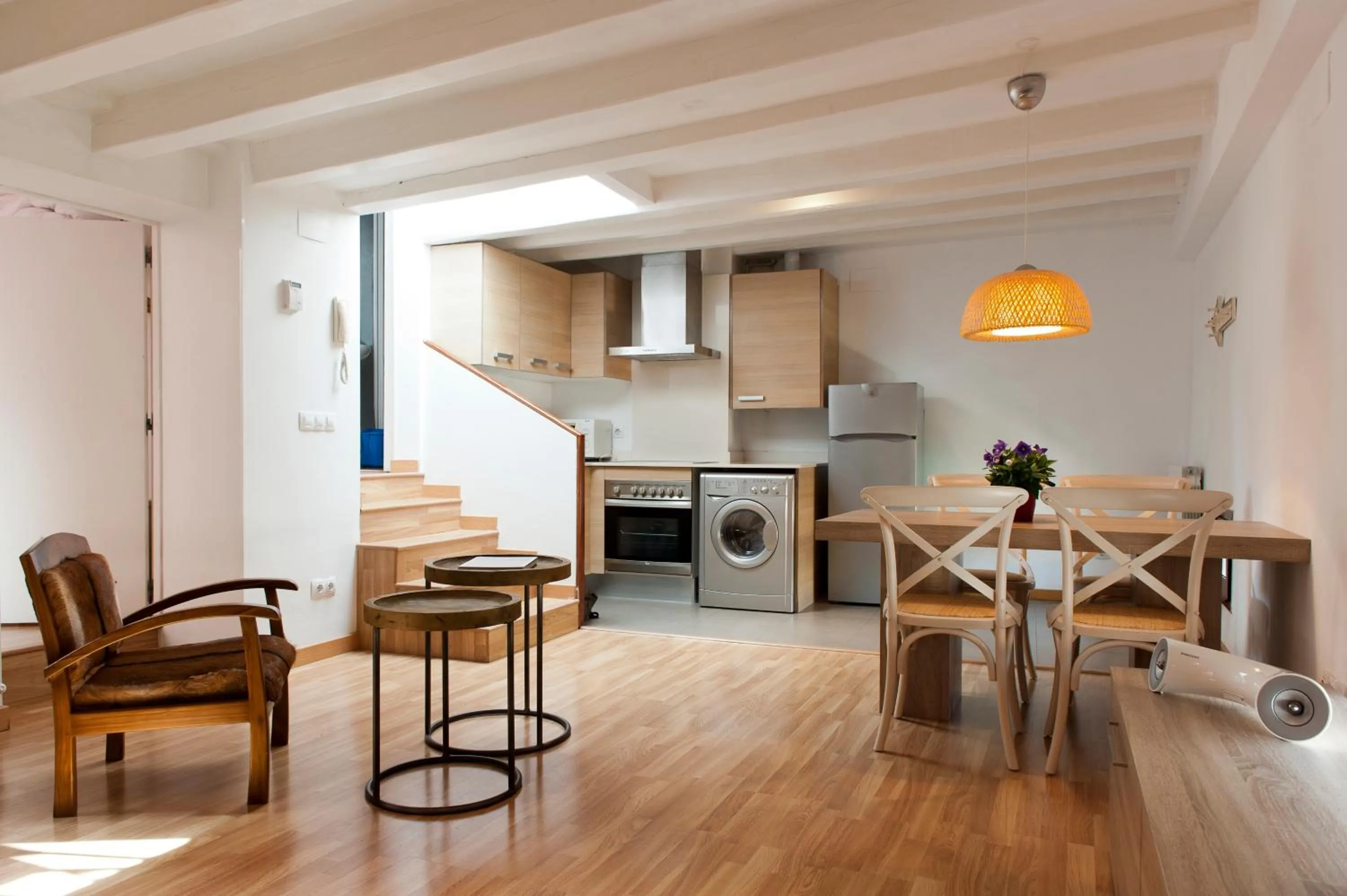 Kitchen or kitchenette in MH Apartments Liceo