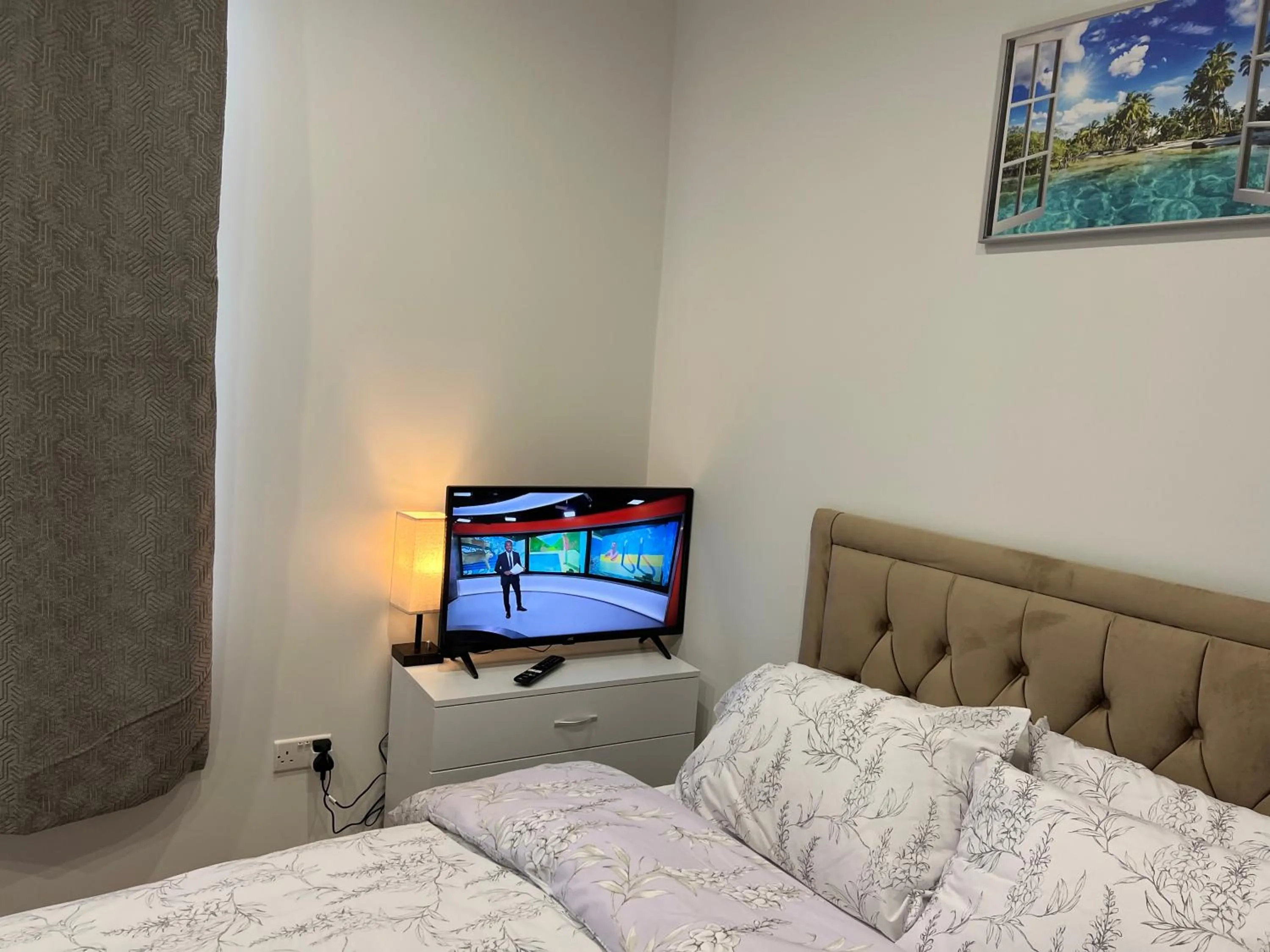 Bed in Belvue Serviced Apartment - Ealing Broadway