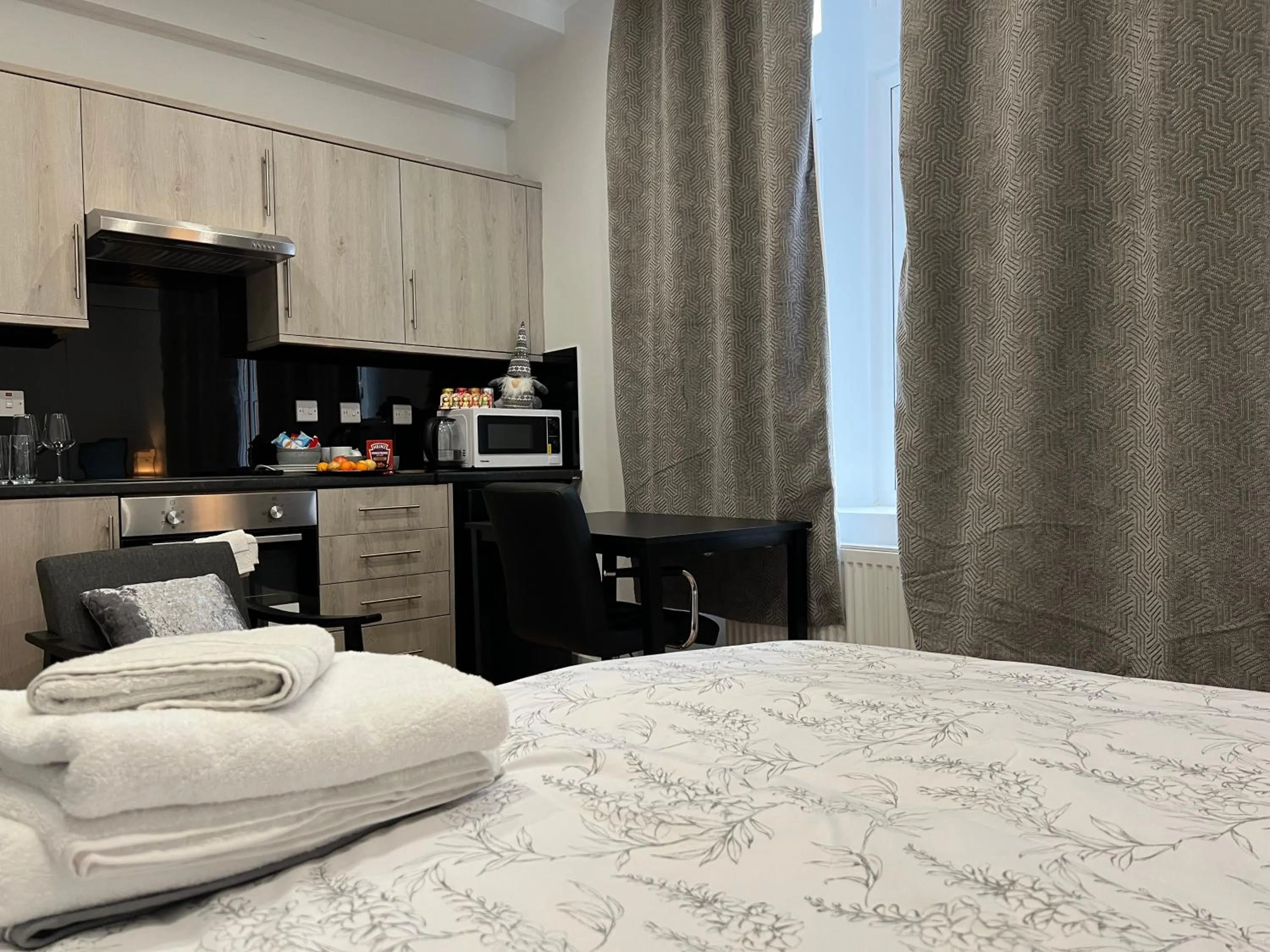 Bed in Belvue Serviced Apartment - Ealing Broadway