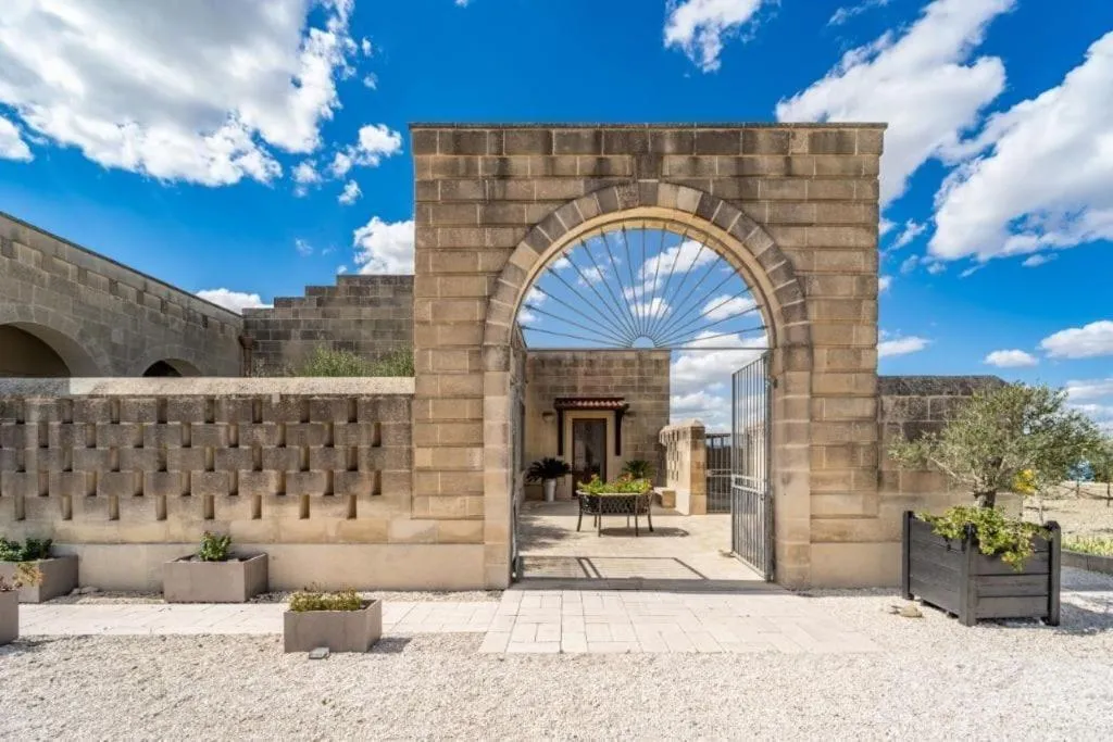 Facade/entrance in Villa Matera