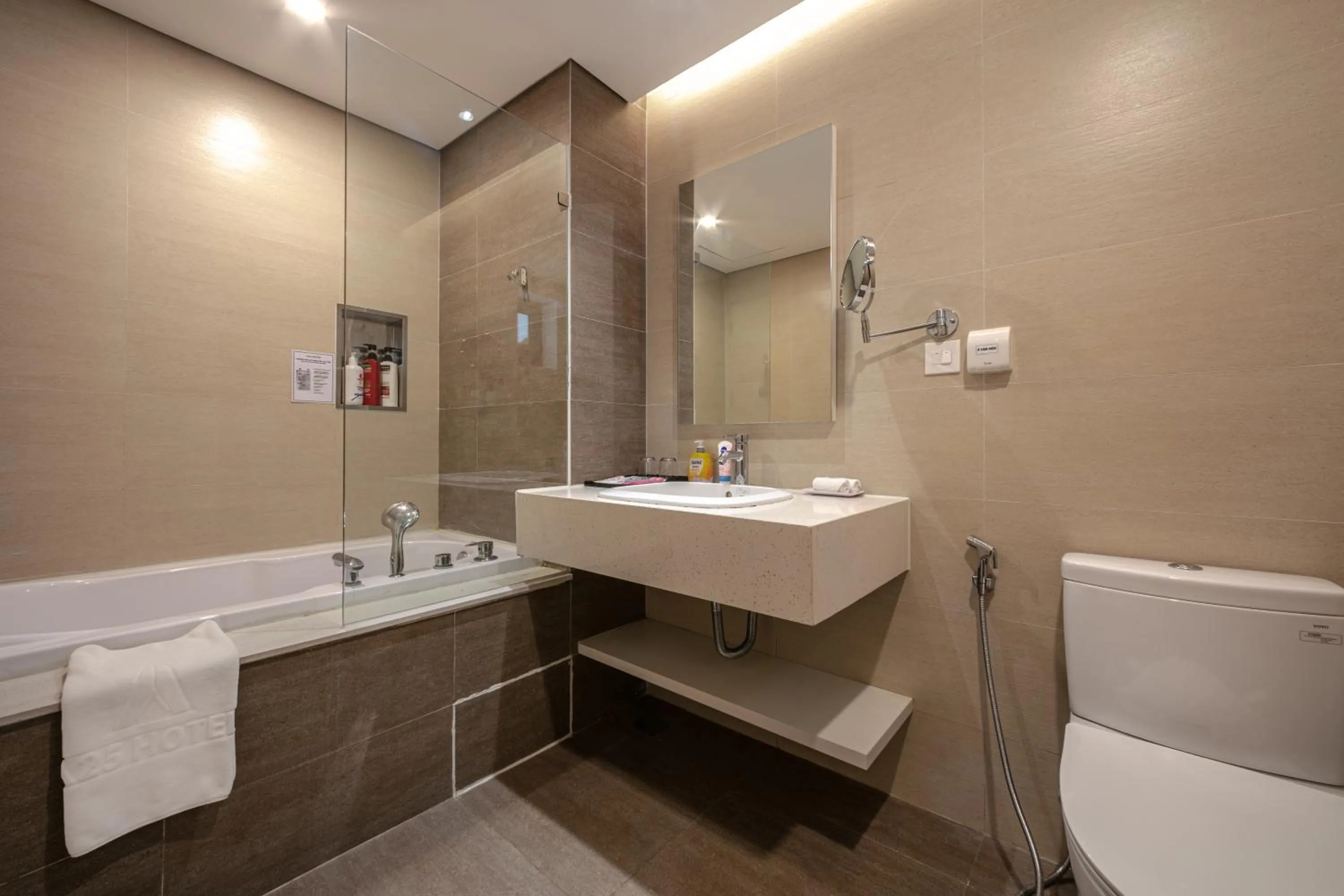Bathroom in A25 Hotel - 18 Nguyễn Hy Quang