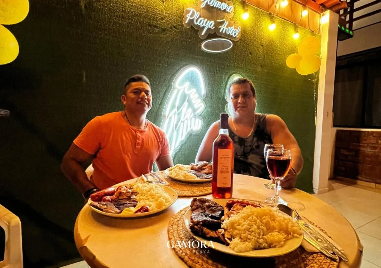 Dinner in Gamora Hotel Playa