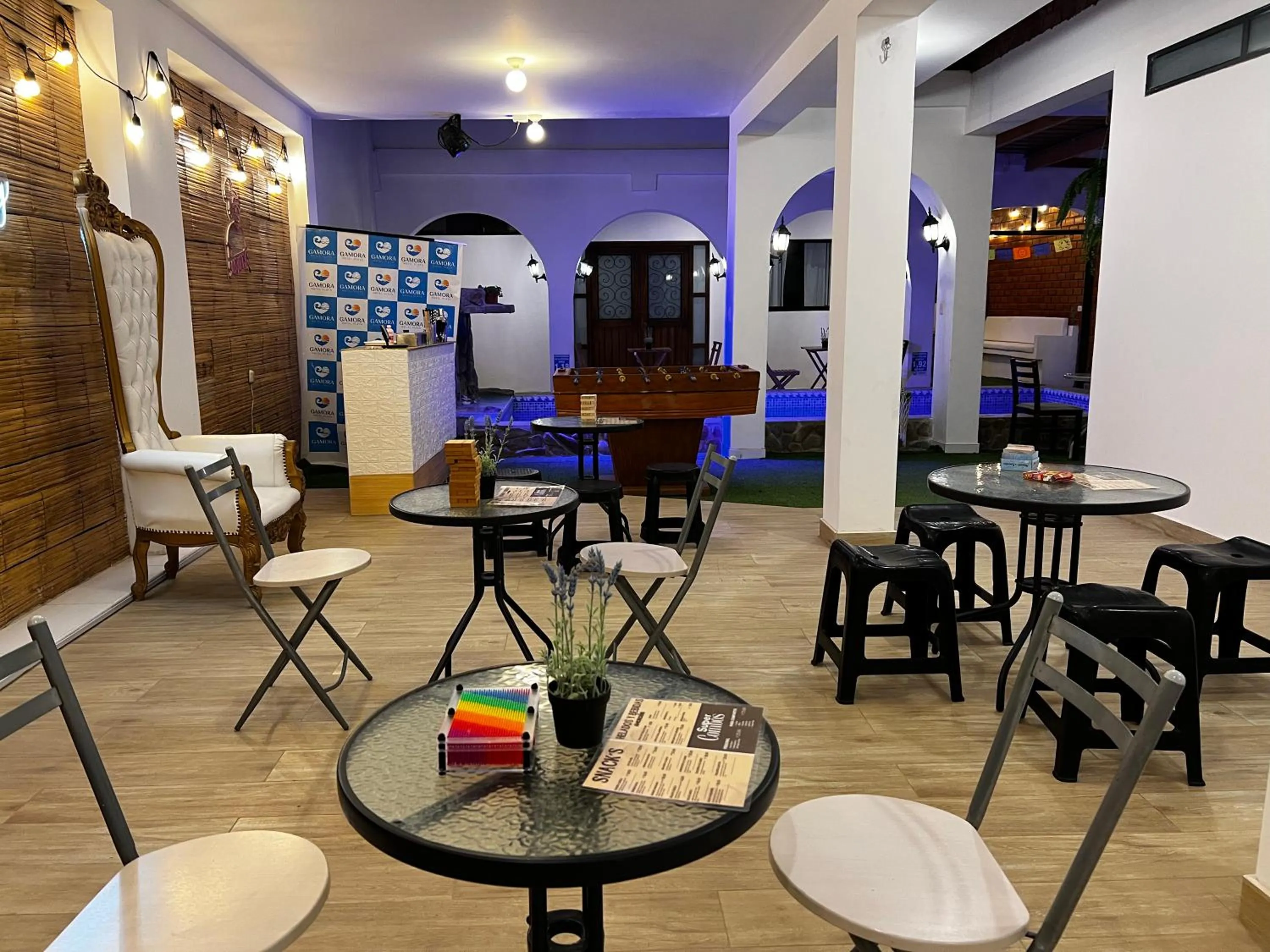 Restaurant/places to eat in Gamora Hotel Playa