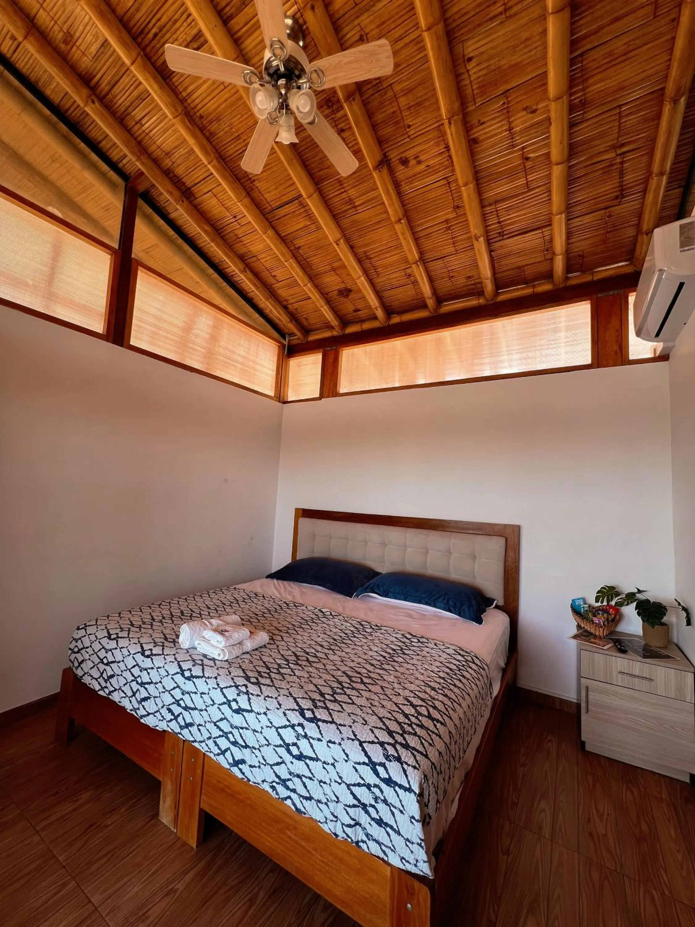 Photo of the whole room, Bed in Gamora Hotel Playa