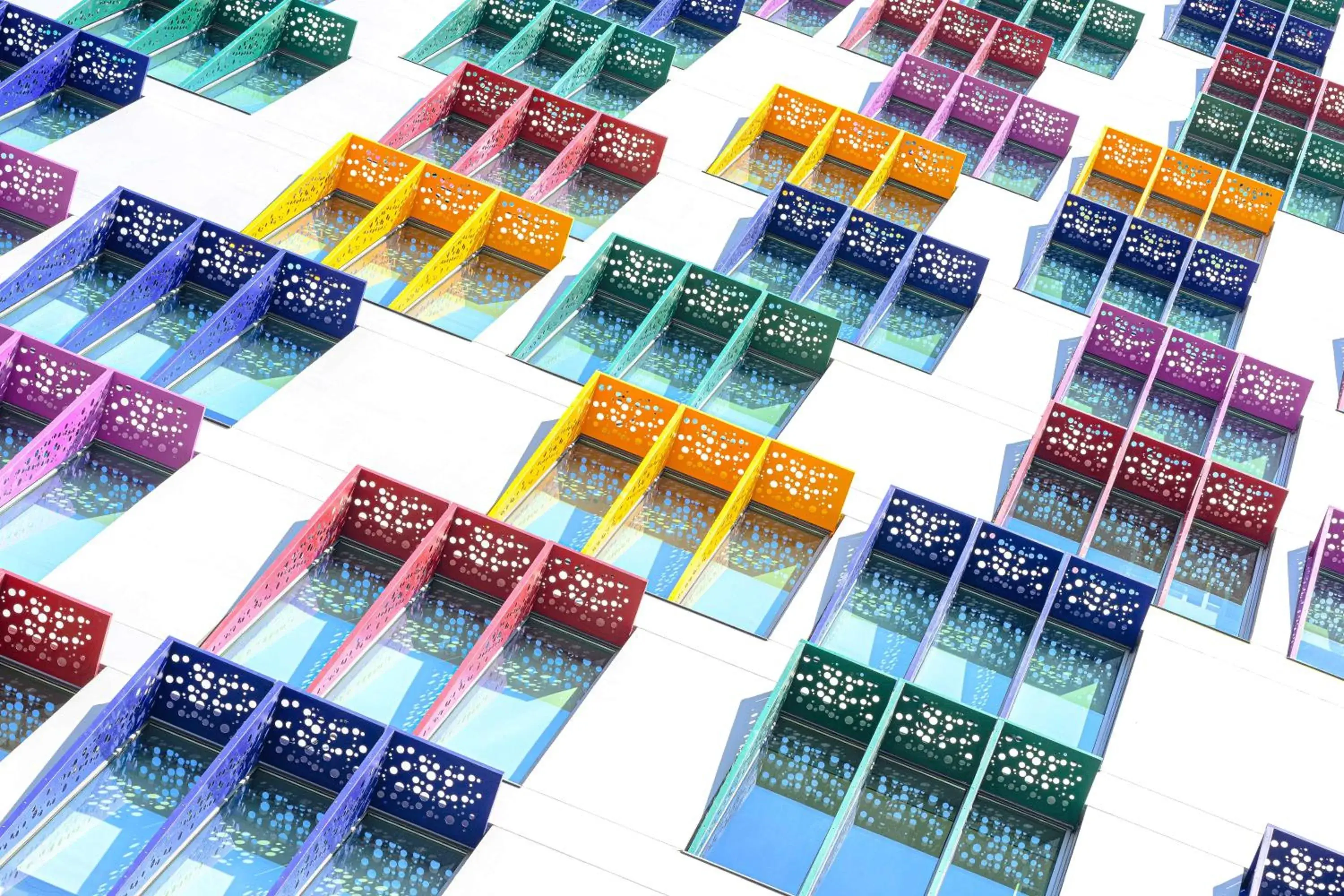 Property building in Wink Icon Hotel Danang Riverside - 24hrs Stay & Rooftop Pool Bar Property building in Wink Icon Hotel Danang Riverside - 24hrs Stay & Rooftop Pool Bar