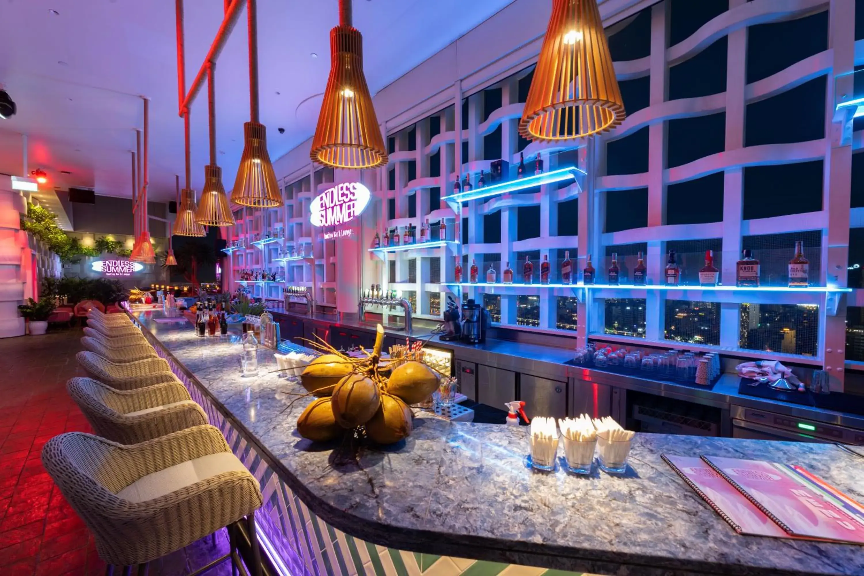 Restaurant/places to eat in Wink Icon Hotel Danang Riverside - 24hrs Stay & Rooftop Pool Bar Restaurant/places to eat in Wink Icon Hotel Danang Riverside - 24hrs Stay & Rooftop Pool Bar