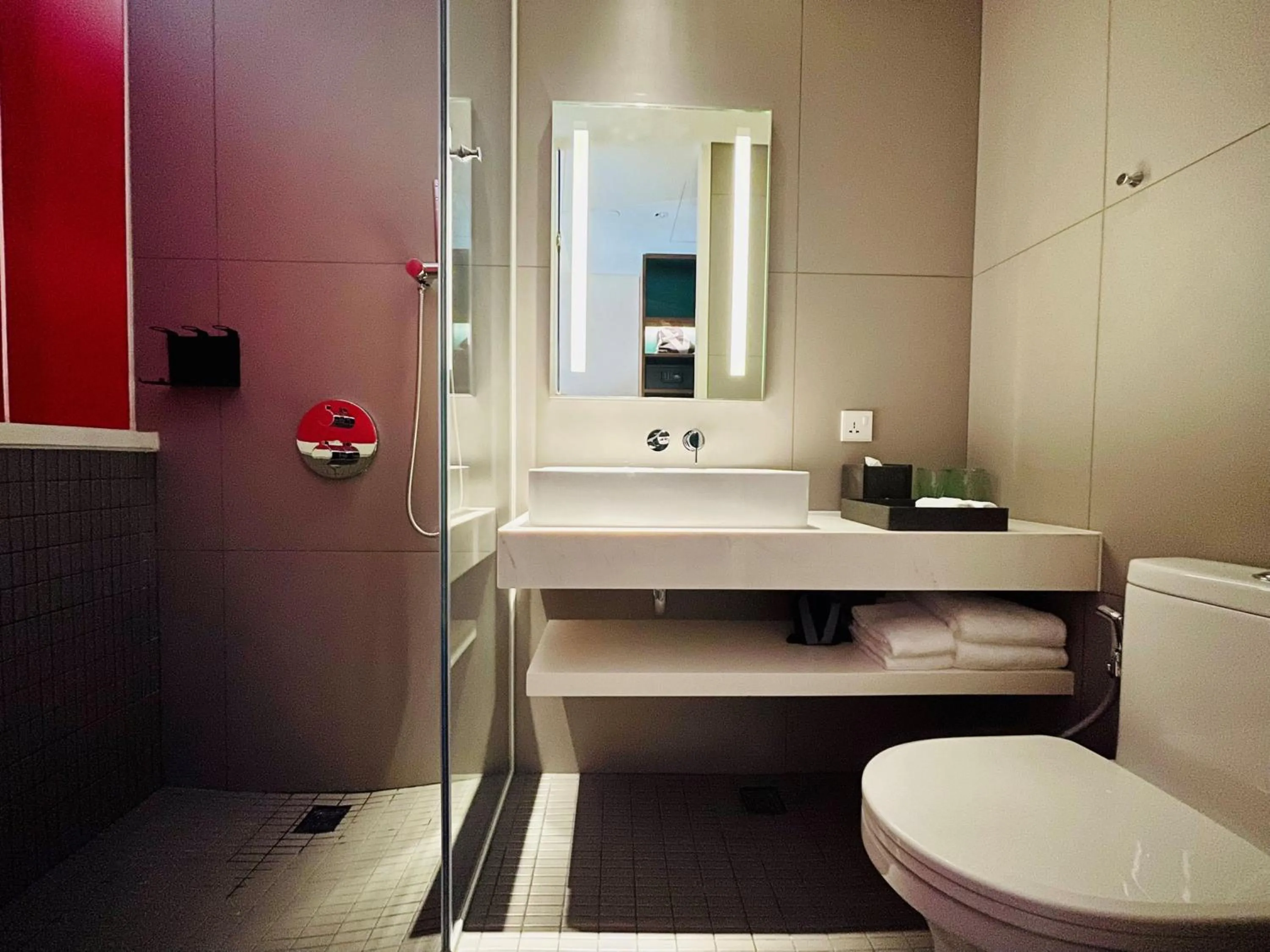 01 Bedroom Junior Suite River and Sunset View in Wink Icon Hotel Danang Riverside - 24hrs Stay & Rooftop Pool Bar