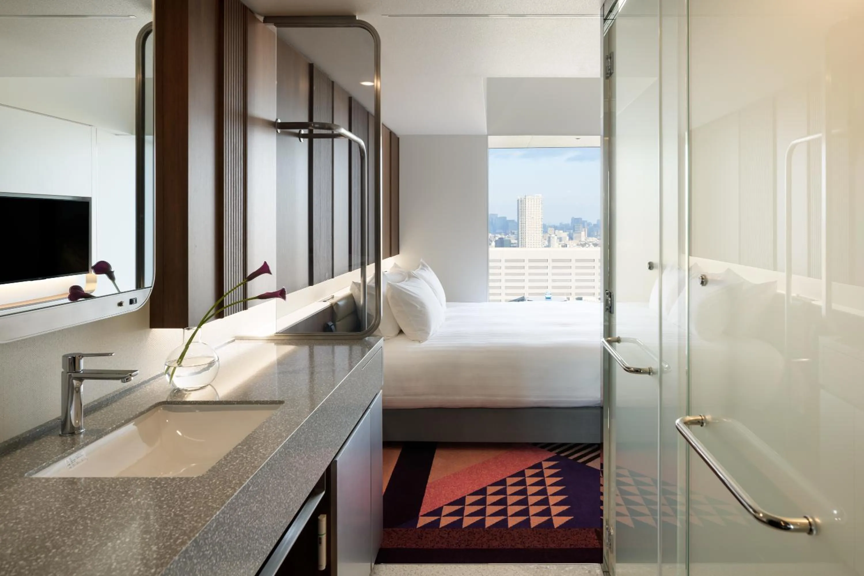 Bedroom, Bed in HOTEL GROOVE SHINJUKU, A PARKROYAL Hotel