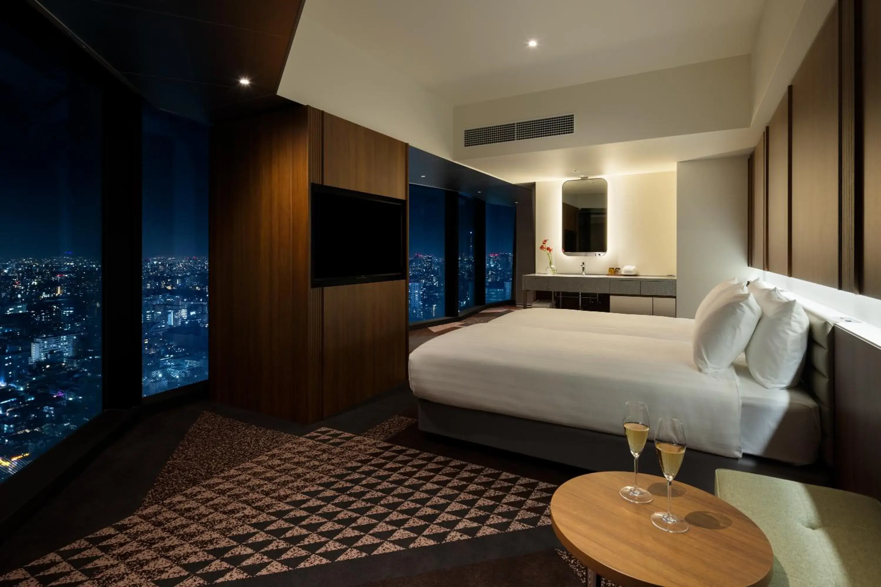 Bedroom, Bed in HOTEL GROOVE SHINJUKU, A PARKROYAL Hotel Bedroom, Bed in HOTEL GROOVE SHINJUKU, A PARKROYAL Hotel