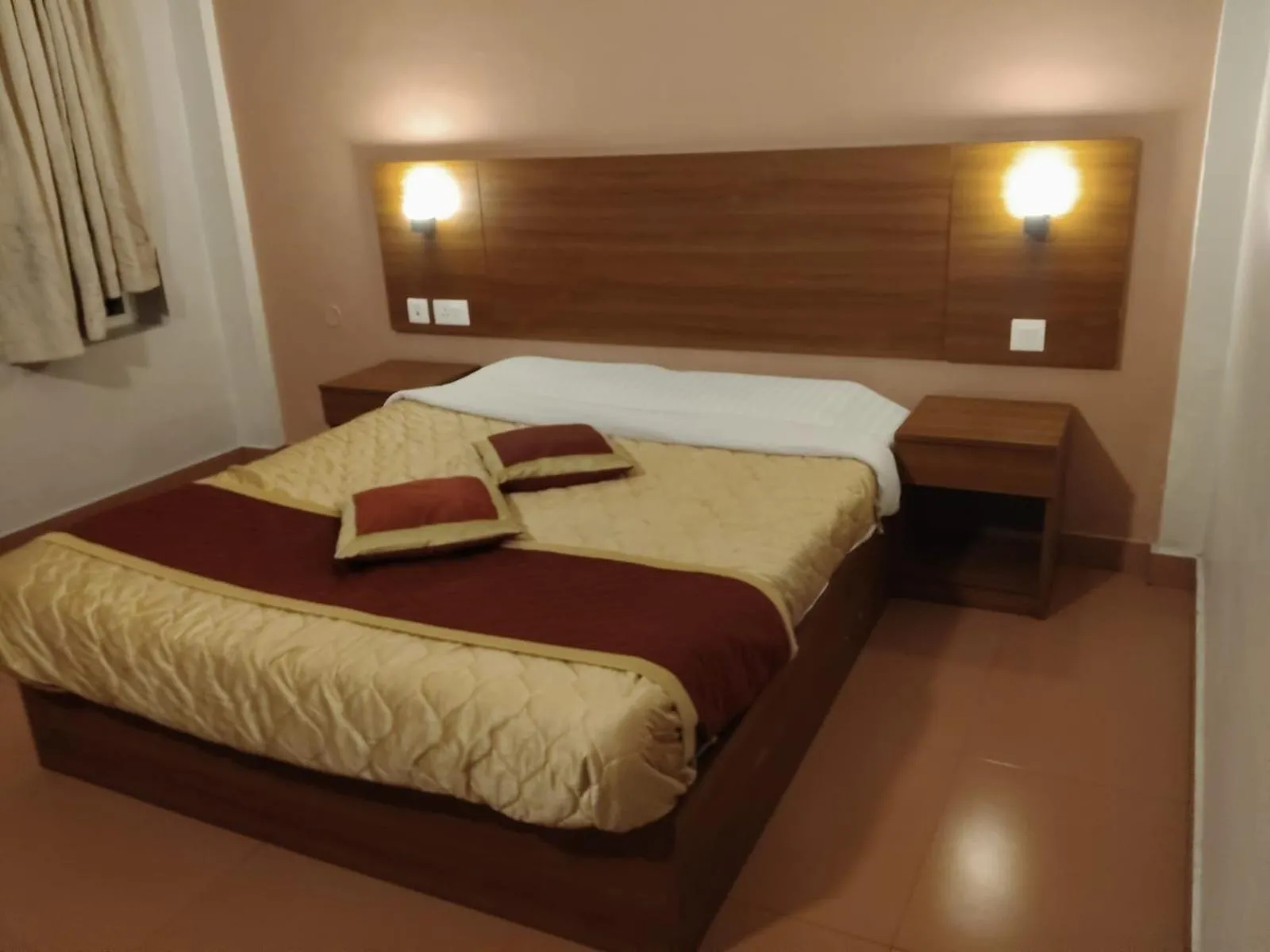 Bed in Edassery Cokkers tower