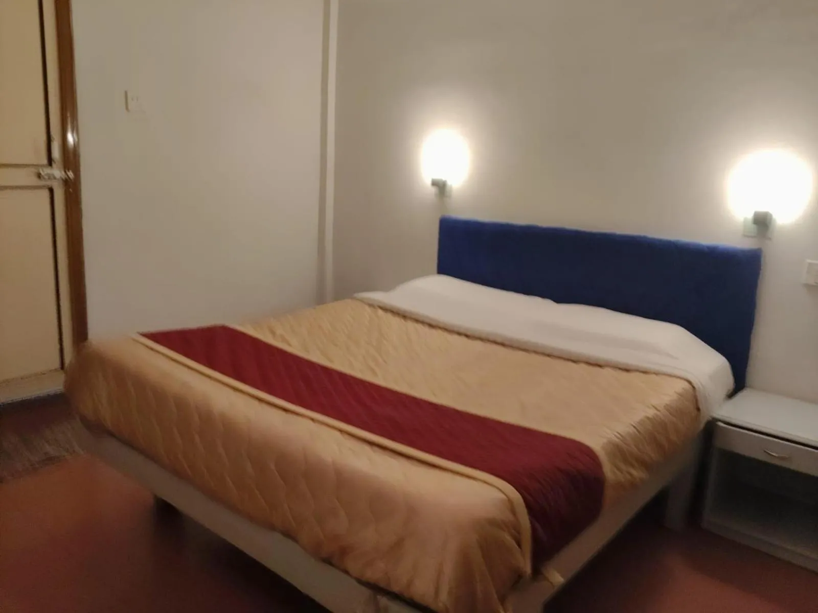 Bed in Edassery Cokkers tower