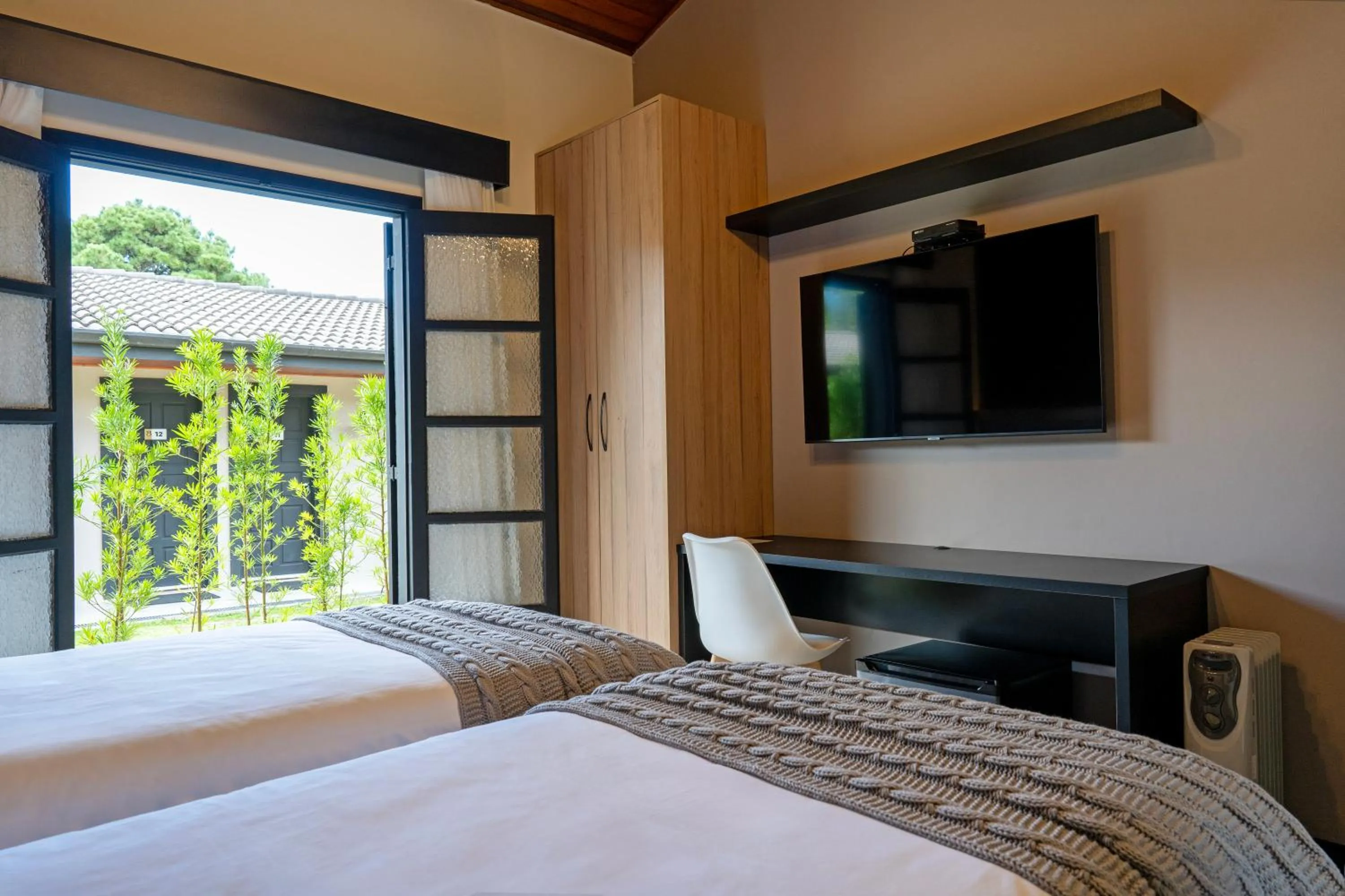 Bedroom, Bed in Pousada Terrazzo Bonjardim - by Easy Hotéis