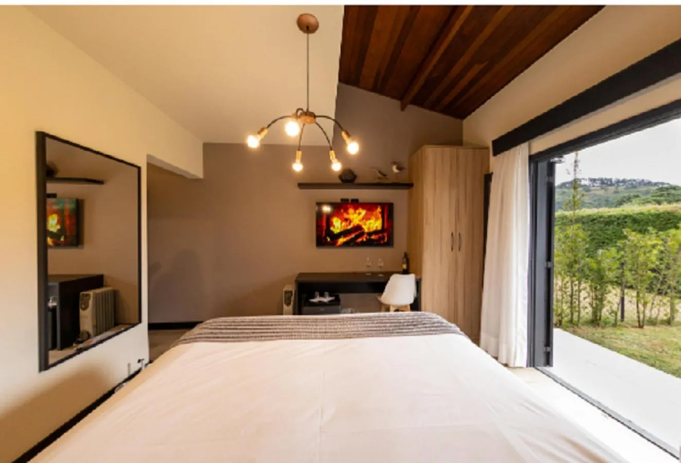 Bed in Pousada Terrazzo Bonjardim - by Easy Hotéis