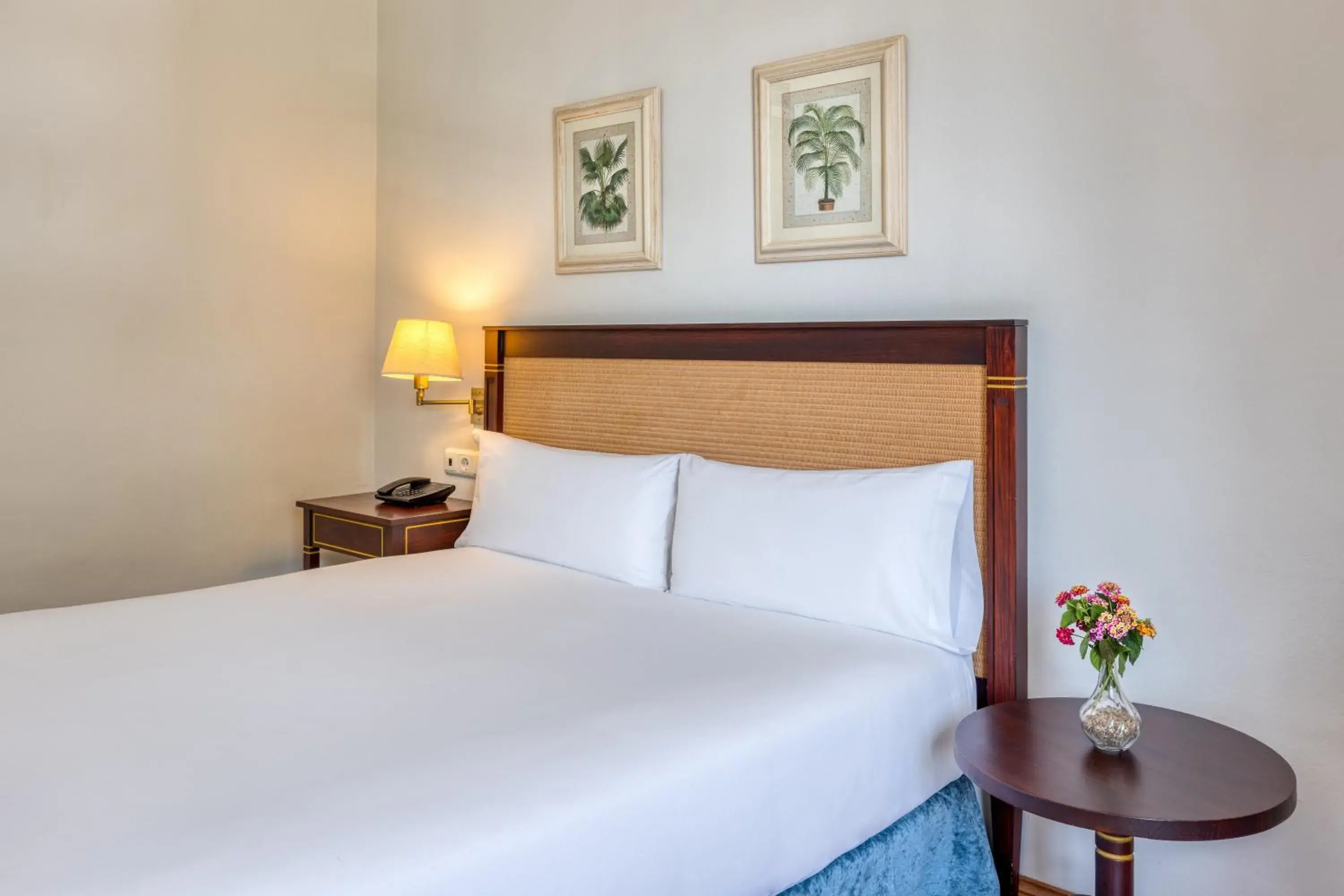 Queen Room with Garden View in AZZ Guadacorte Campo de Gibraltar Queen Room with Garden View in AZZ Guadacorte Campo de Gibraltar