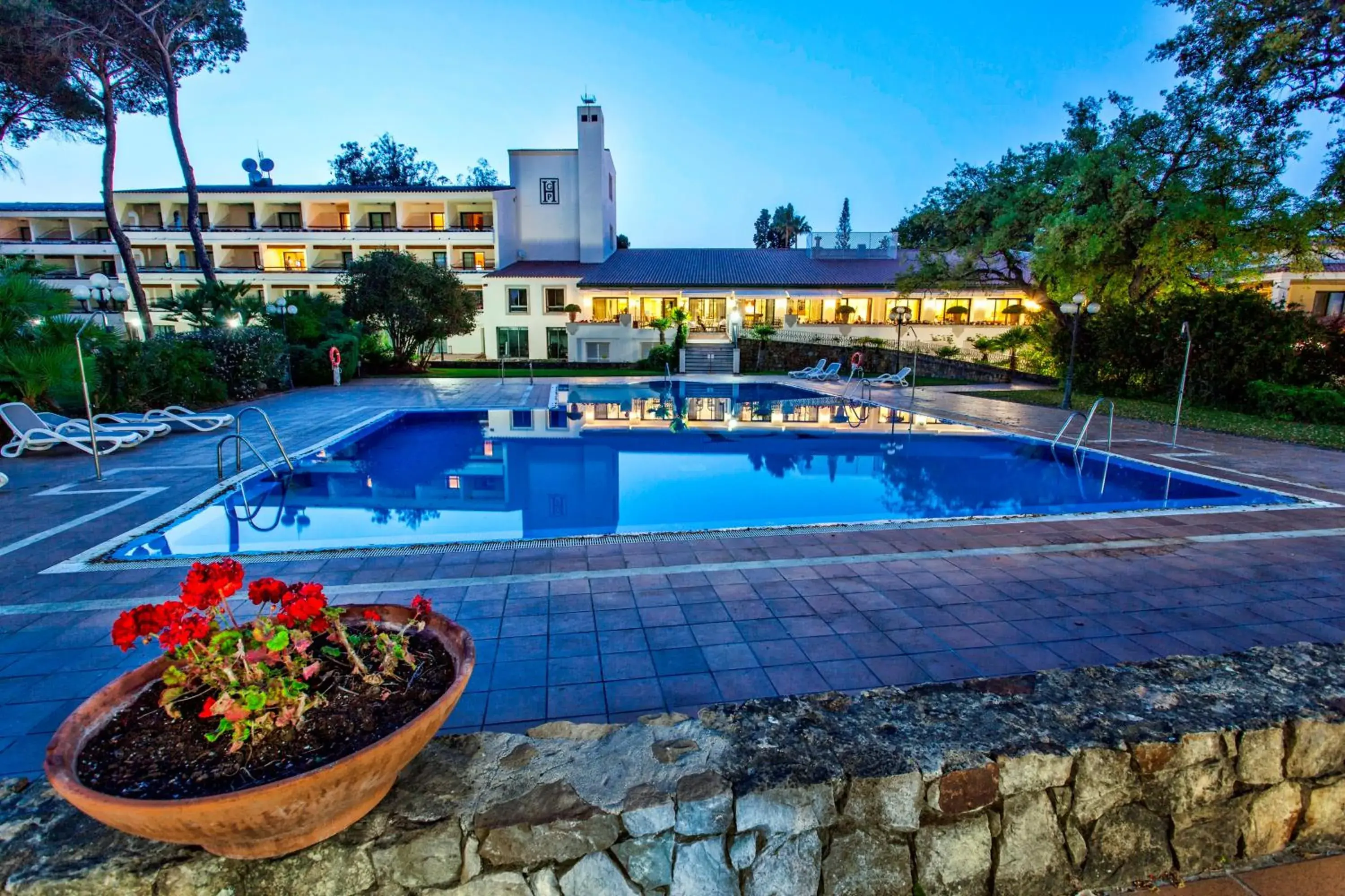 Facade/entrance in Guadacorte Park Facade/entrance in Guadacorte Park