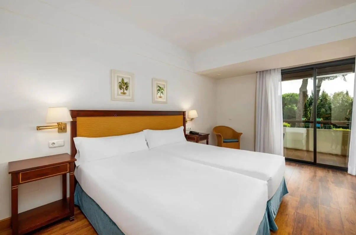 Bed in AZZ Guadacorte Campo de Gibraltar