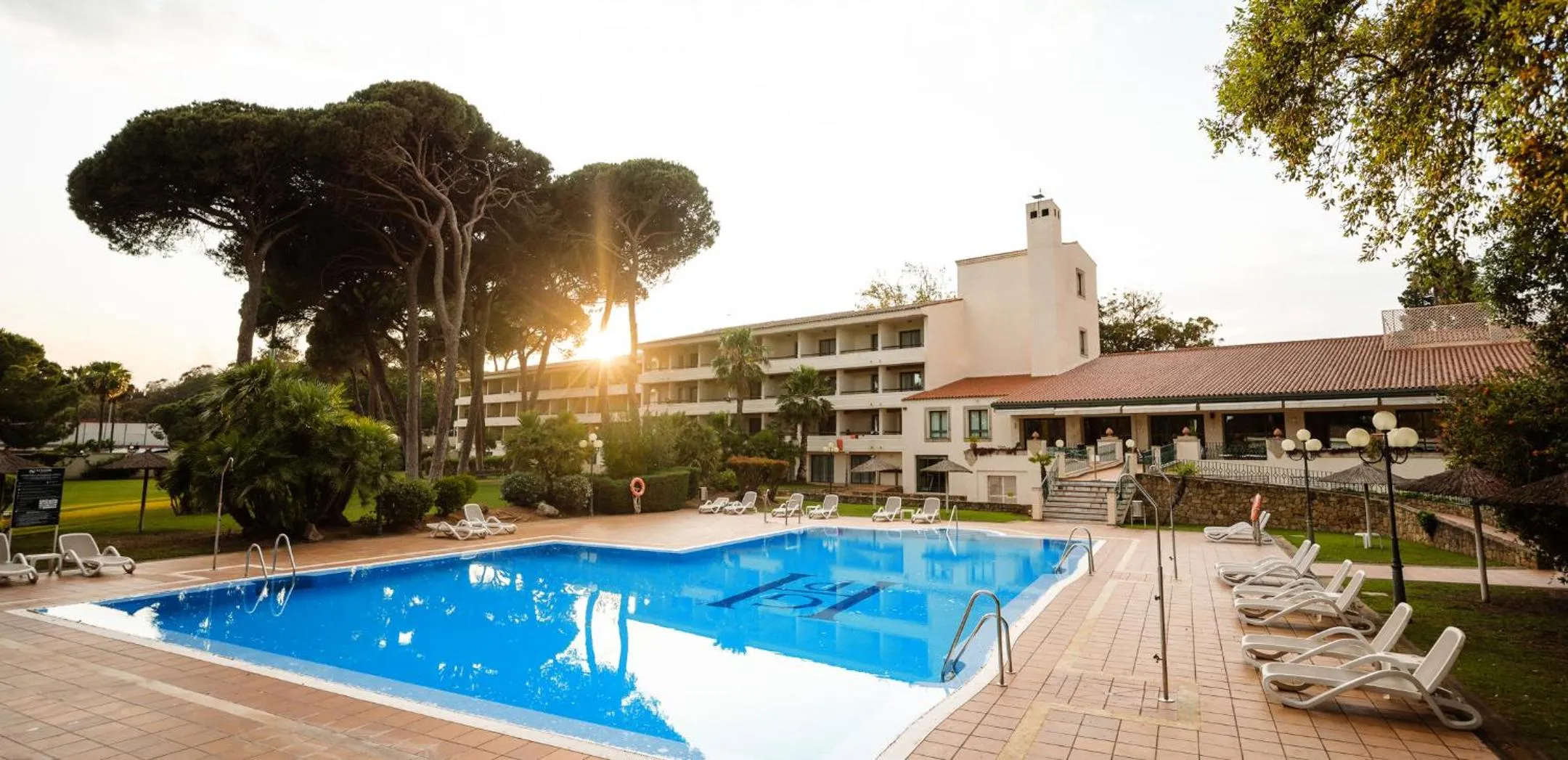 Swimming pool in AZZ Guadacorte Campo de Gibraltar