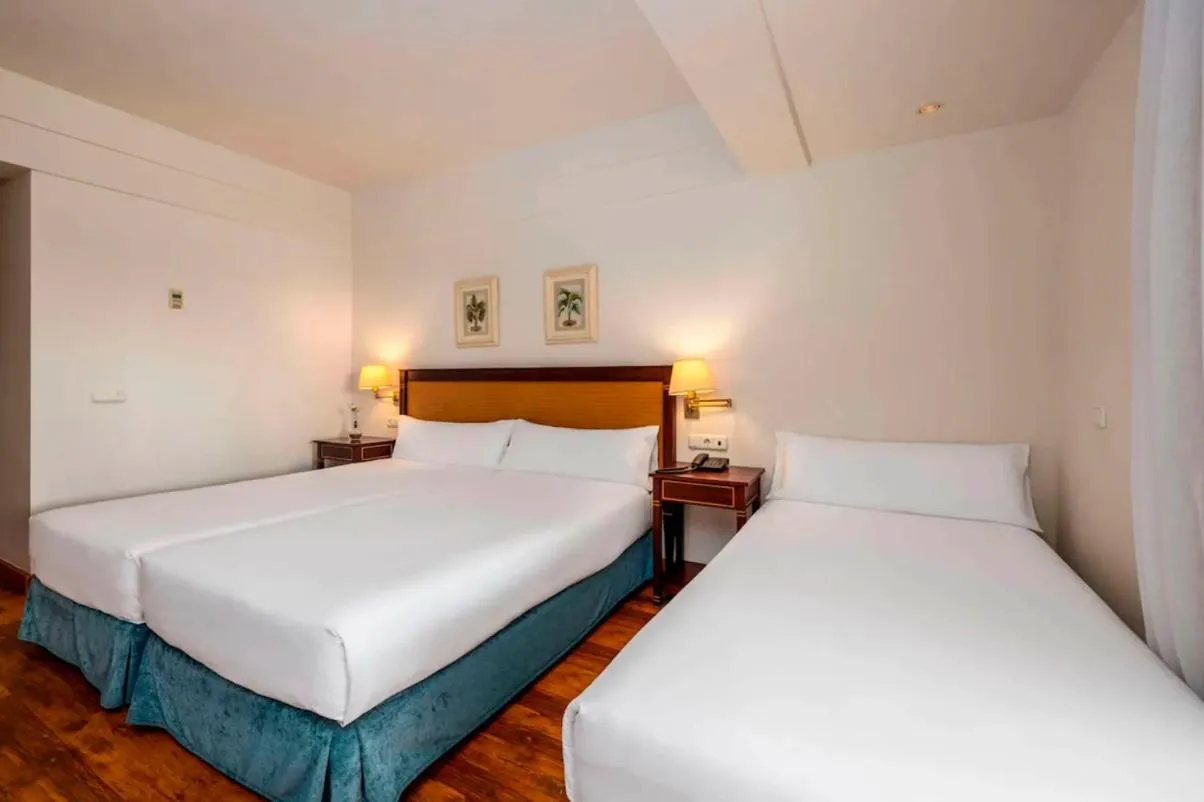 Bedroom, Bed in AZZ Guadacorte Campo de Gibraltar