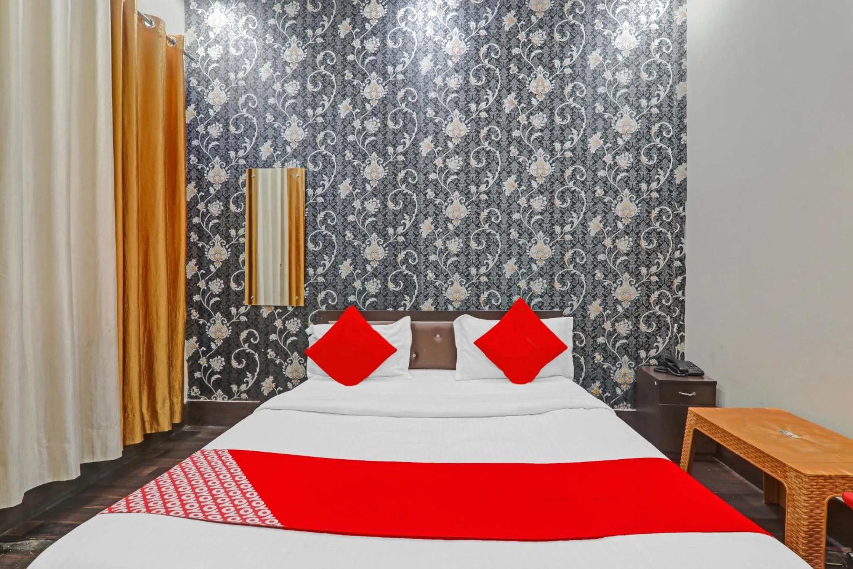 Bedroom, Bed in Super Hotel O New Pacifica Grand