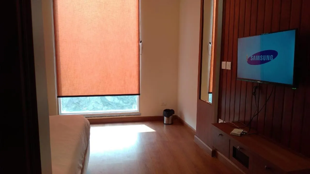 TV and multimedia in Hotel RIVERB