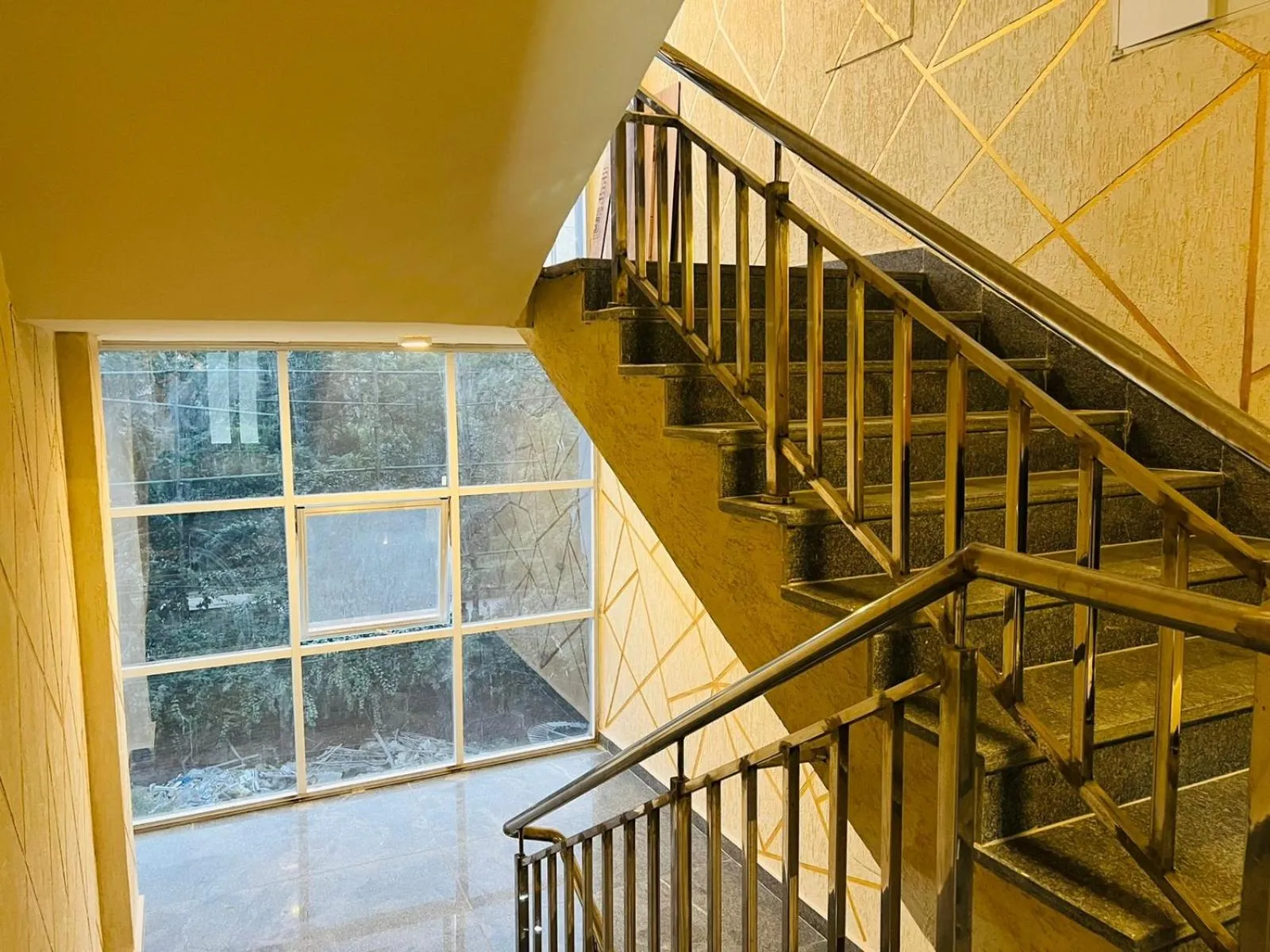 Inner courtyard view in Hotel RIVERB