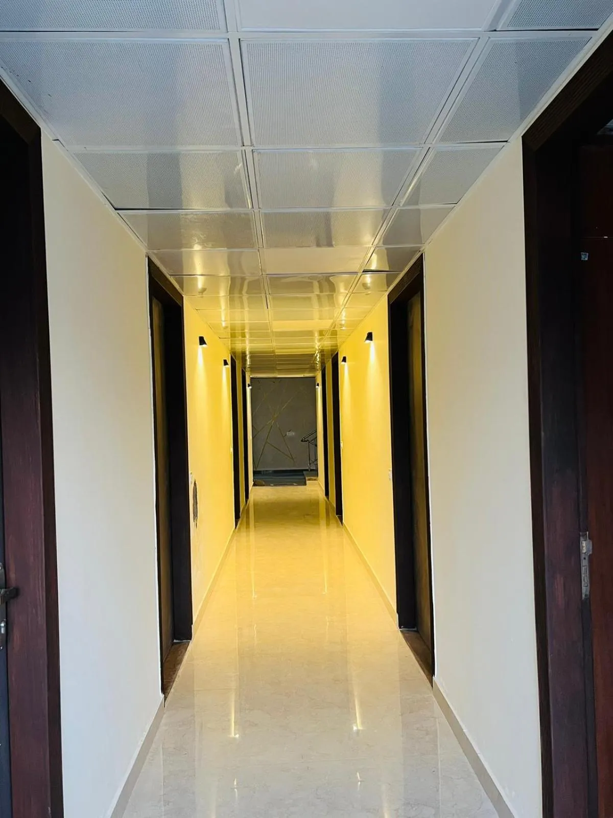 Inner courtyard view in Hotel RIVERB