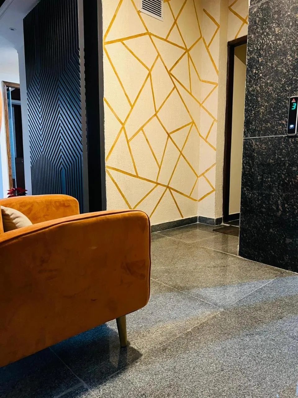 Inner courtyard view in Hotel RIVERB