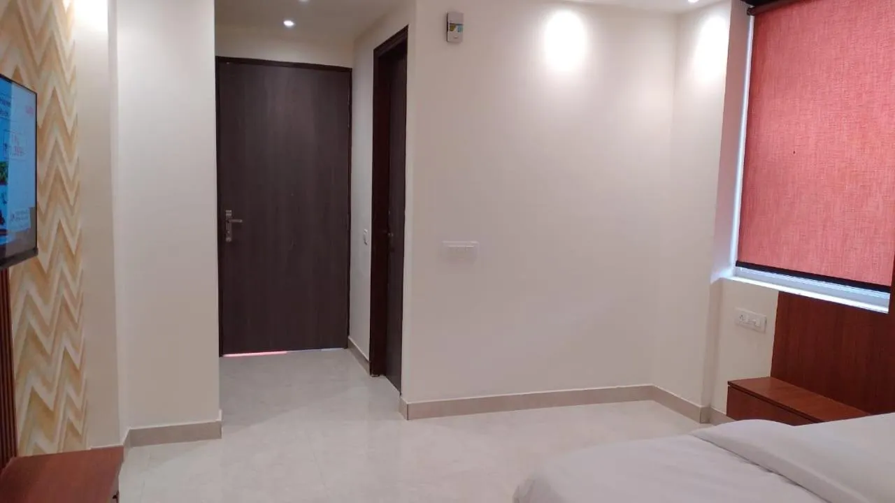 Photo of the whole room, Bed in Hotel RIVERB