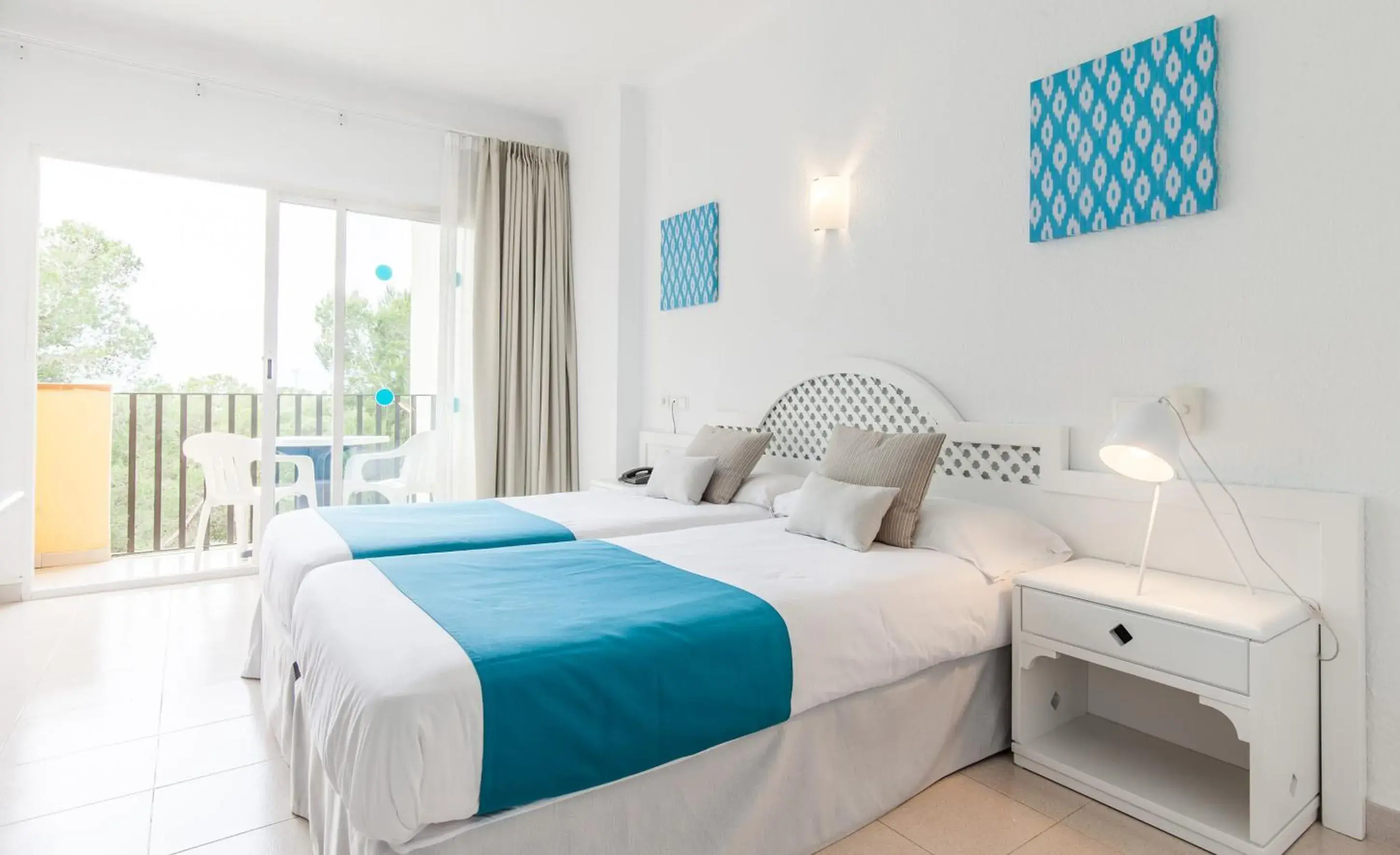 Photo of the whole room, Bed in BLUESEA Costa Verde Photo of the whole room, Bed in BLUESEA Costa Verde