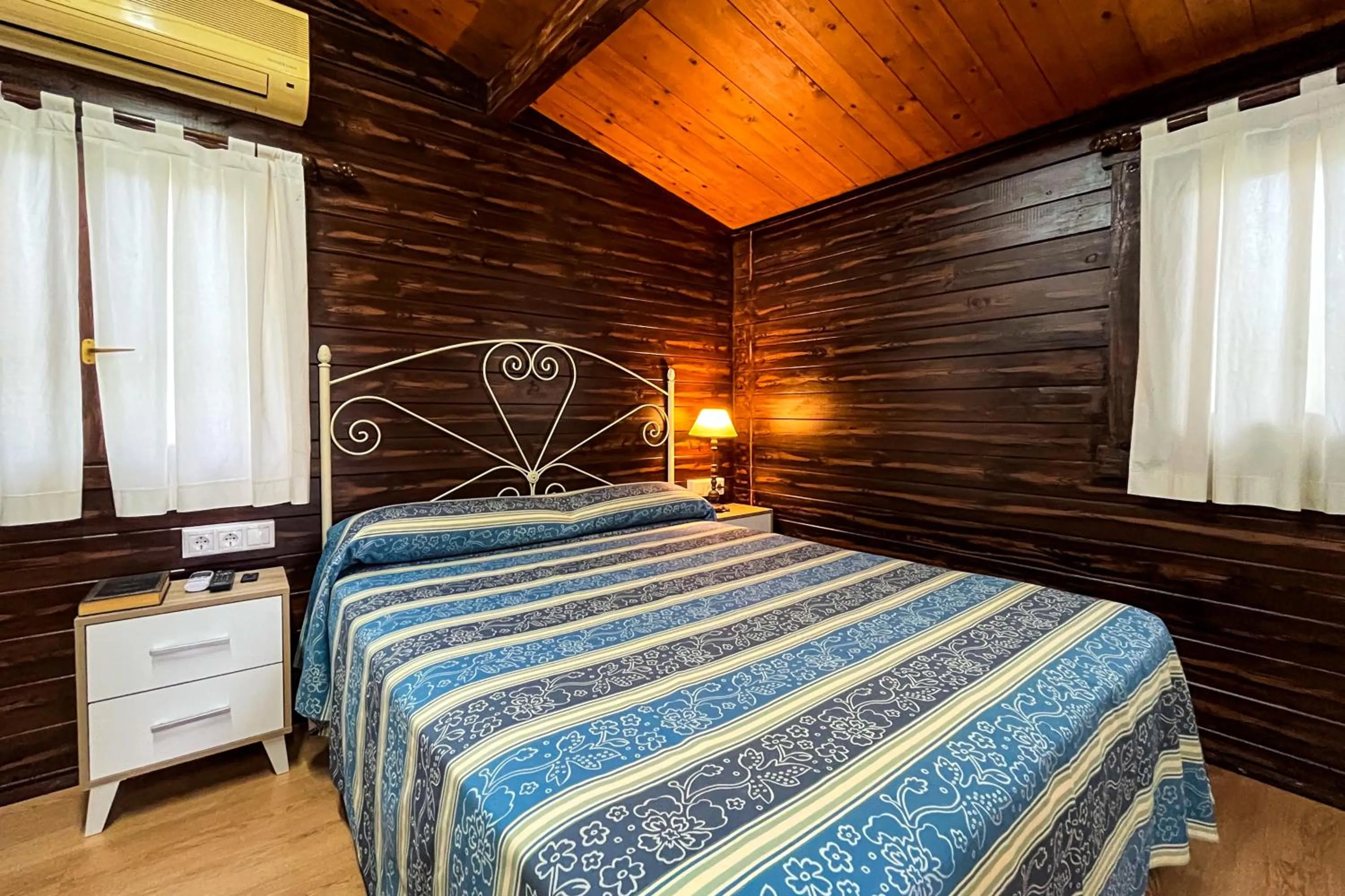 Bed in Complejo Turístico Rural Nazaret De Moguer