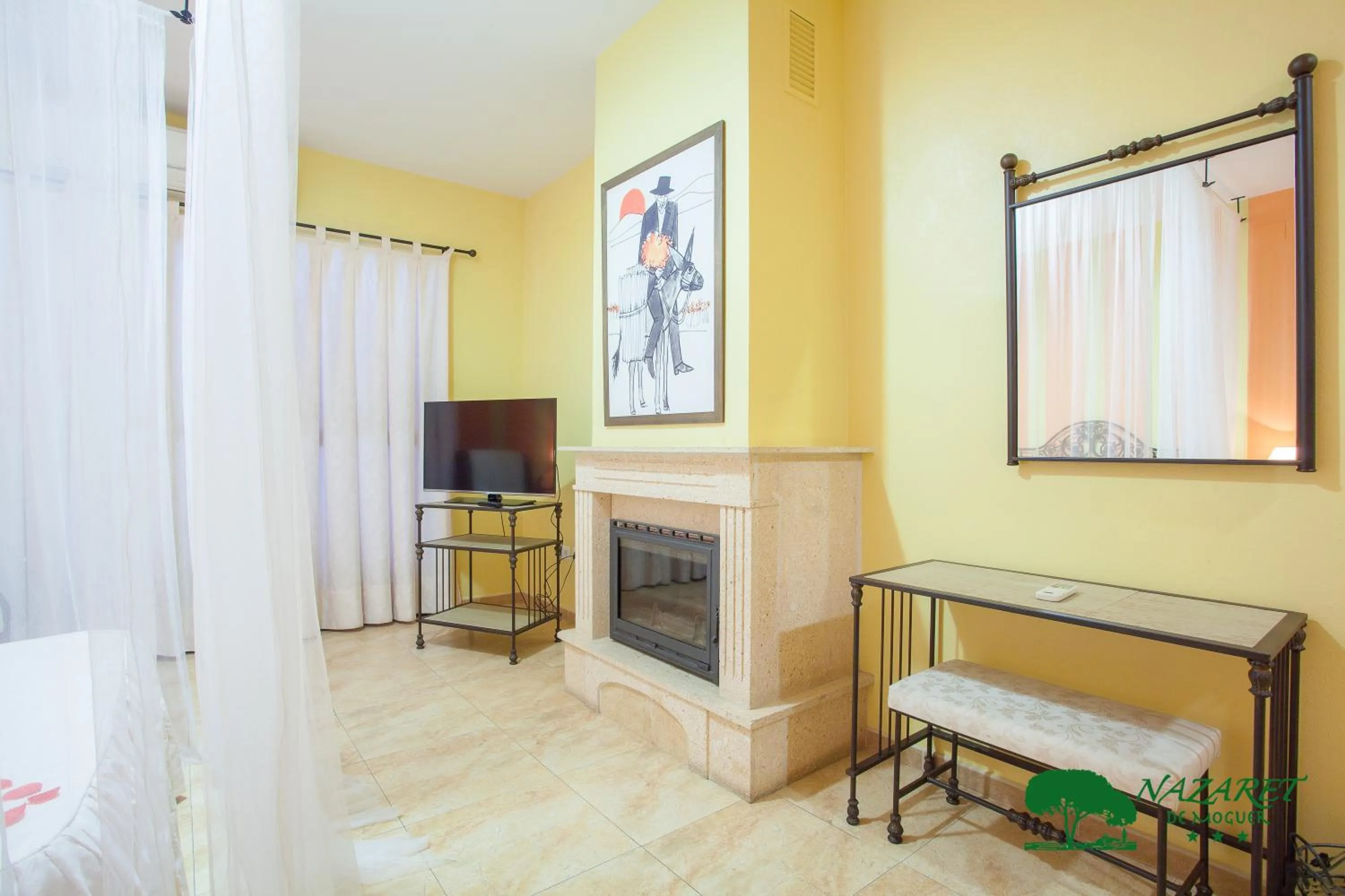 Decorative detail, Bed in Complejo Turístico Rural Nazaret De Moguer