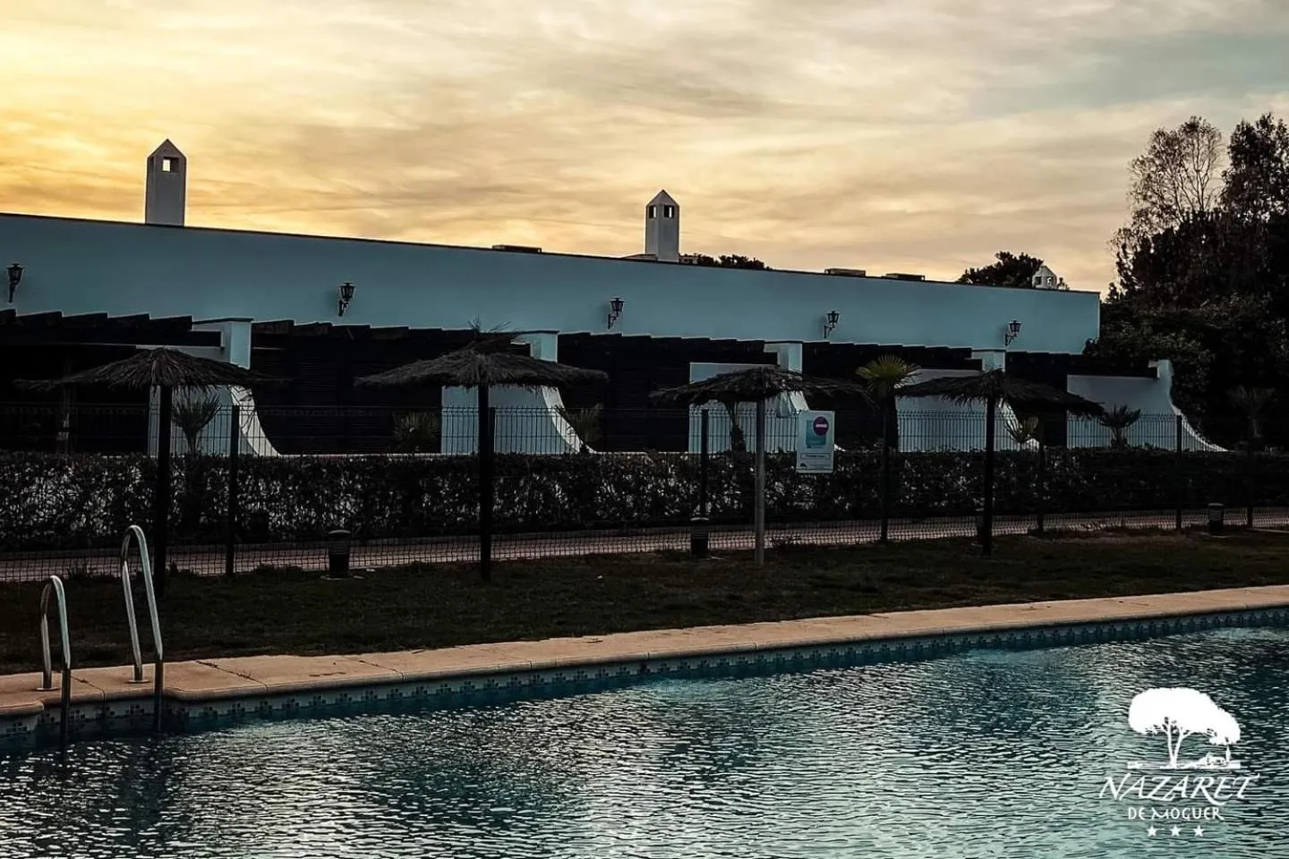 Swimming pool in Complejo Turístico Rural Nazaret De Moguer