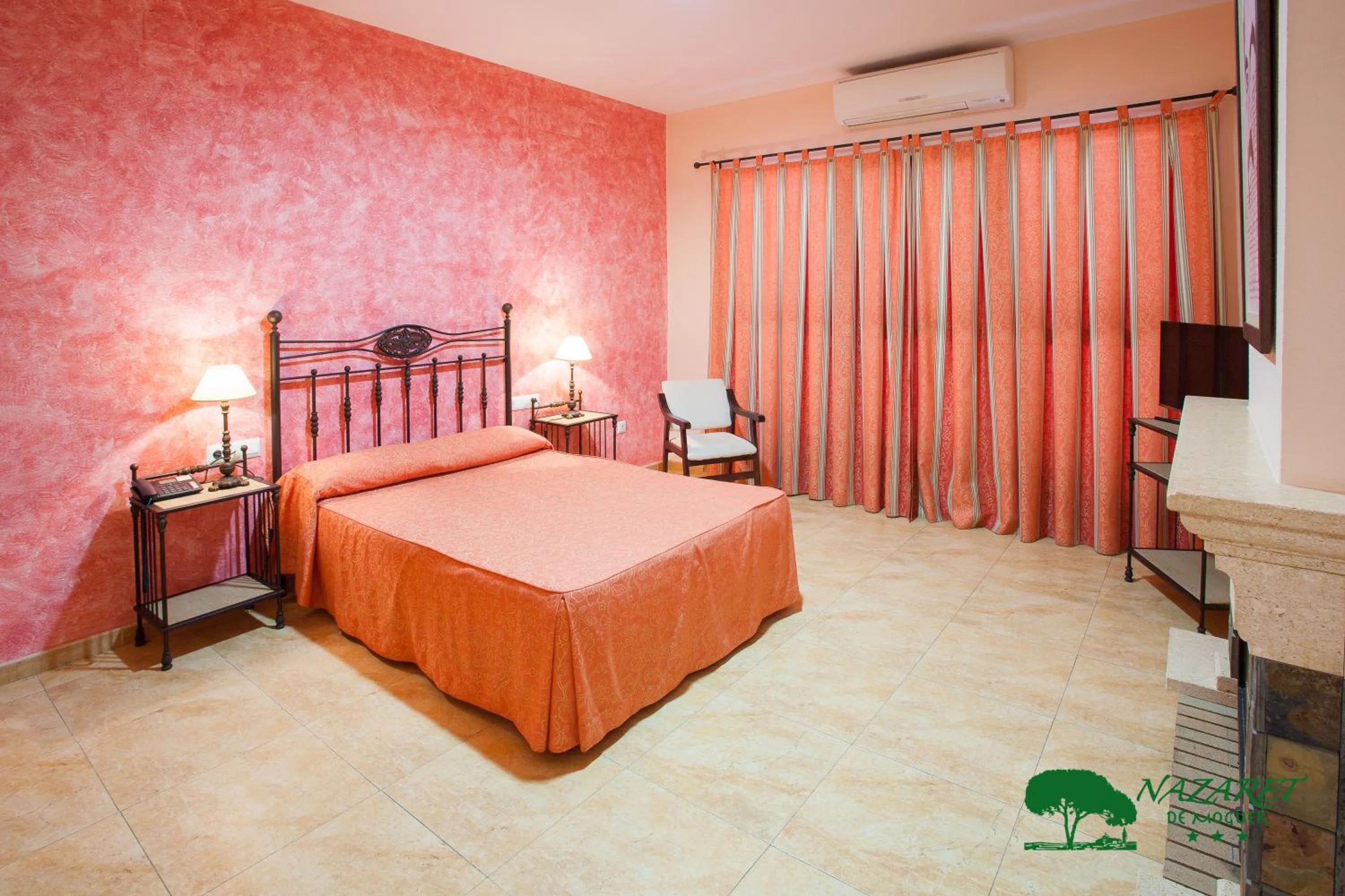 Photo of the whole room, Bed in Complejo Turístico Rural Nazaret De Moguer