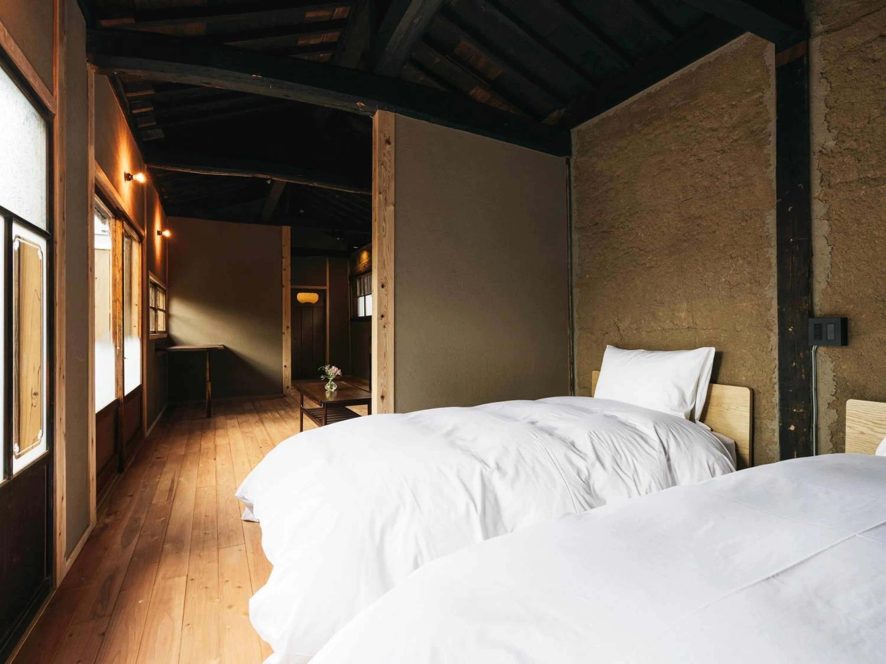 Bedroom, Bed in Minamo