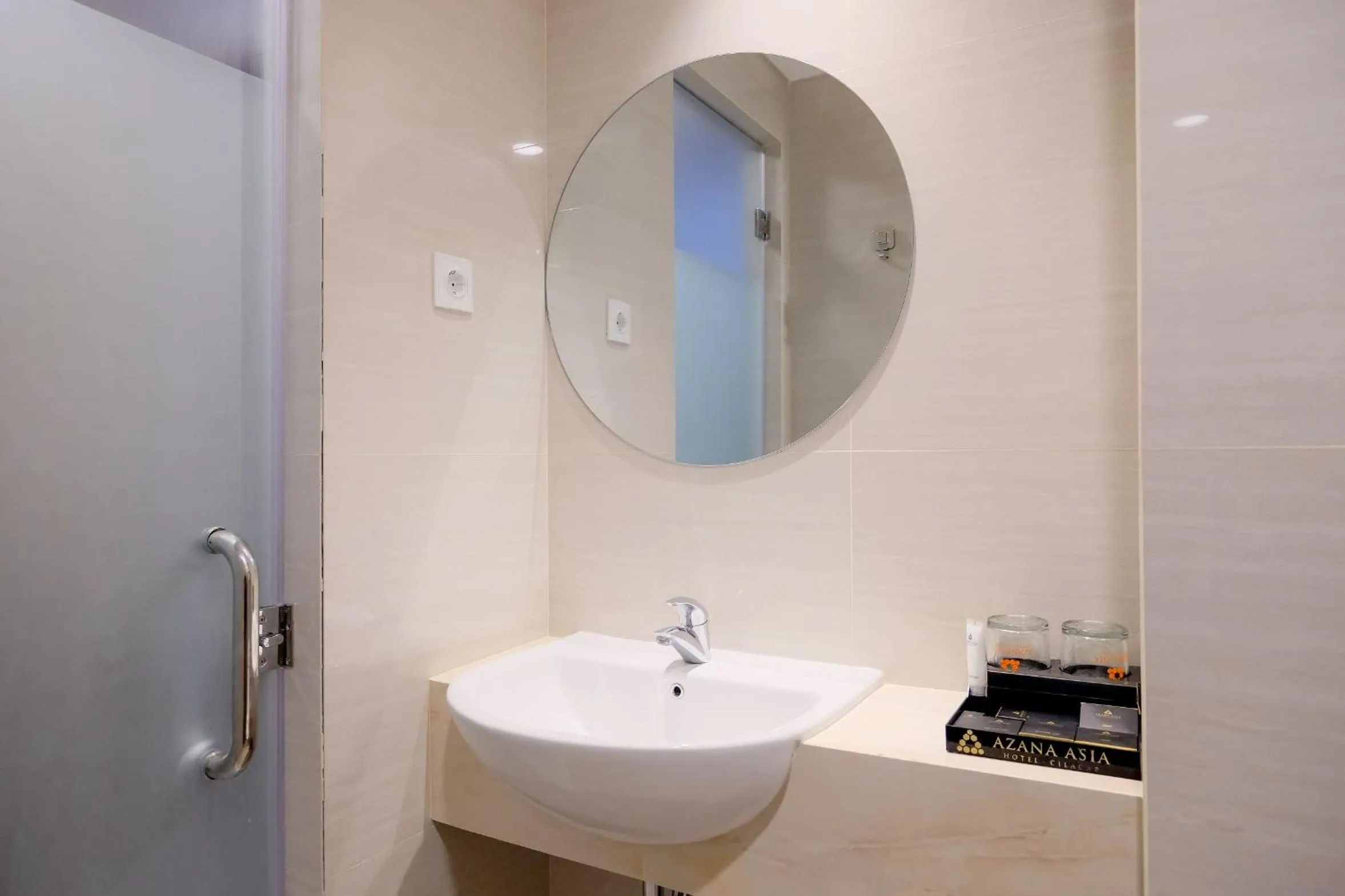Bathroom in Azana Asia Hotel Cilacap