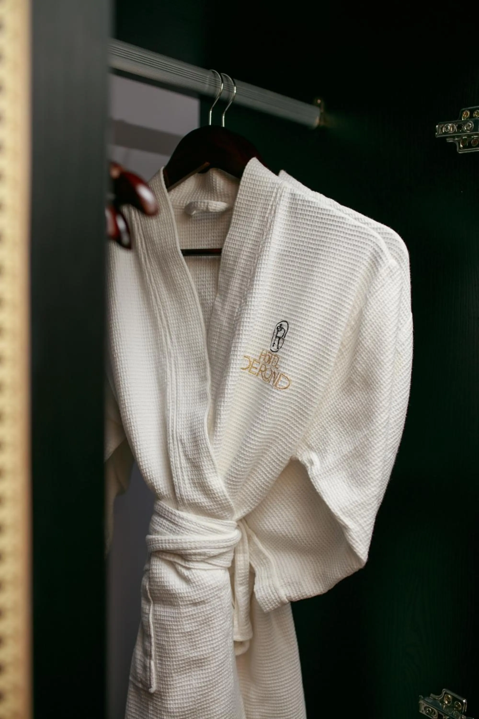 wardrobe in Hotel De Rond