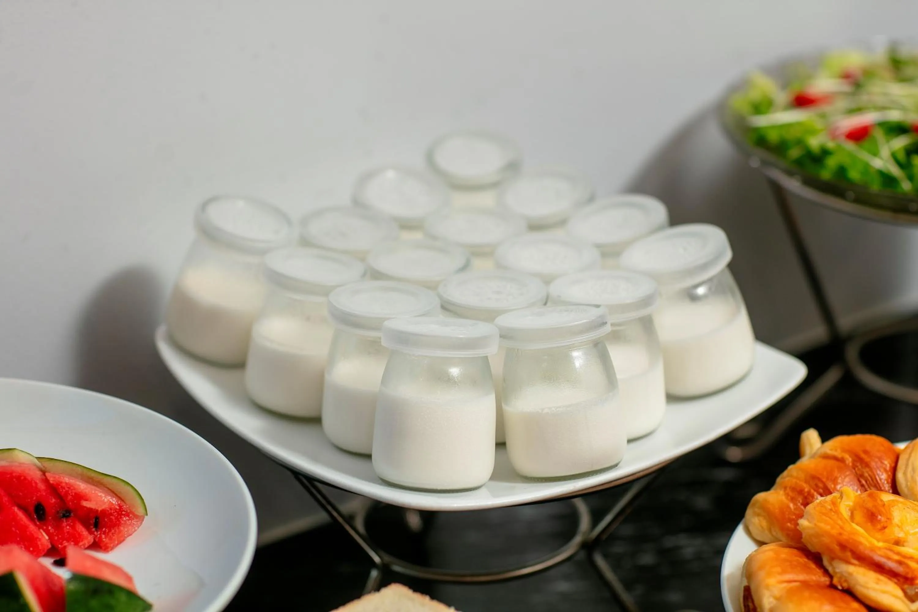 Buffet breakfast in Hotel De Rond