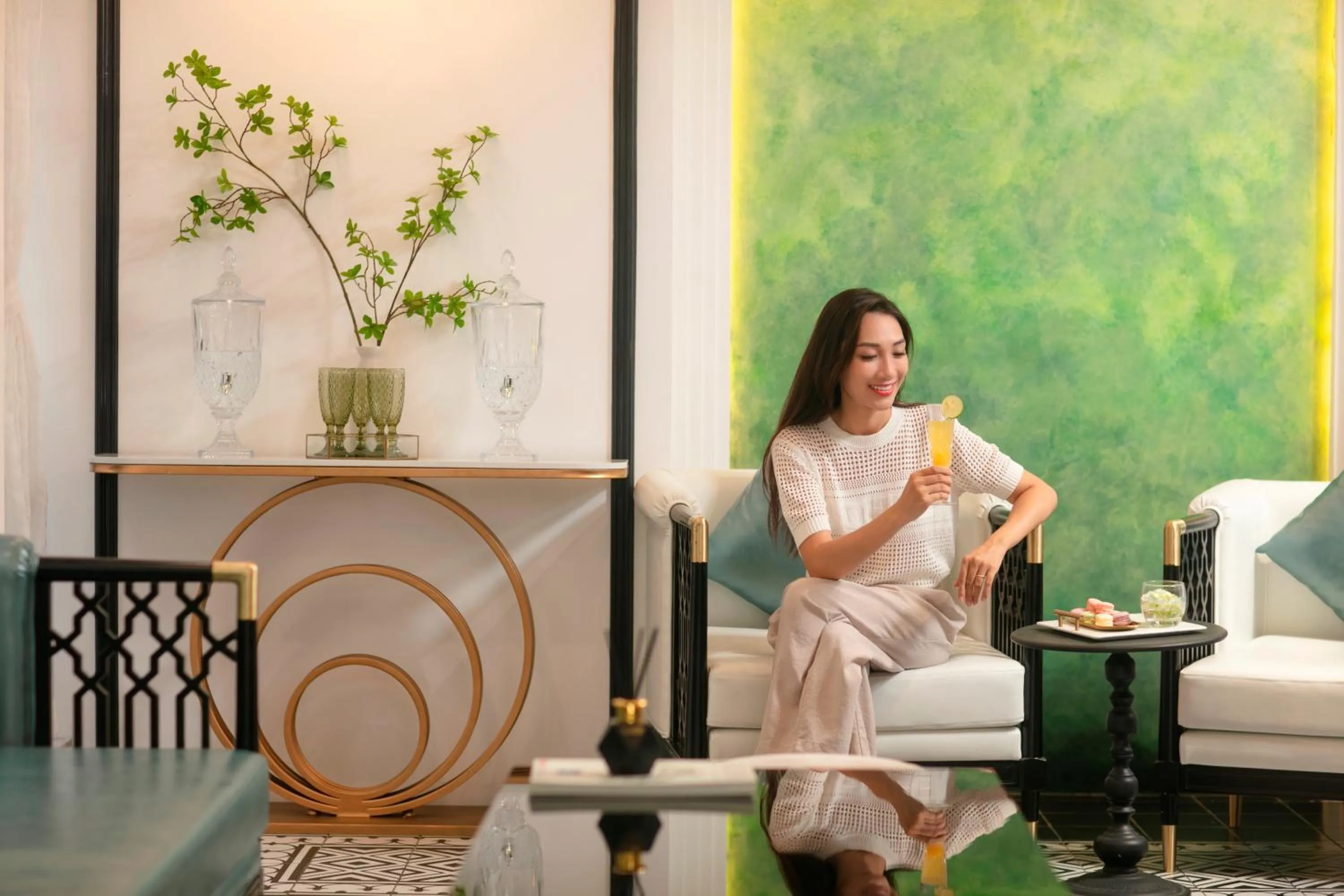 People in Hotel De Rond