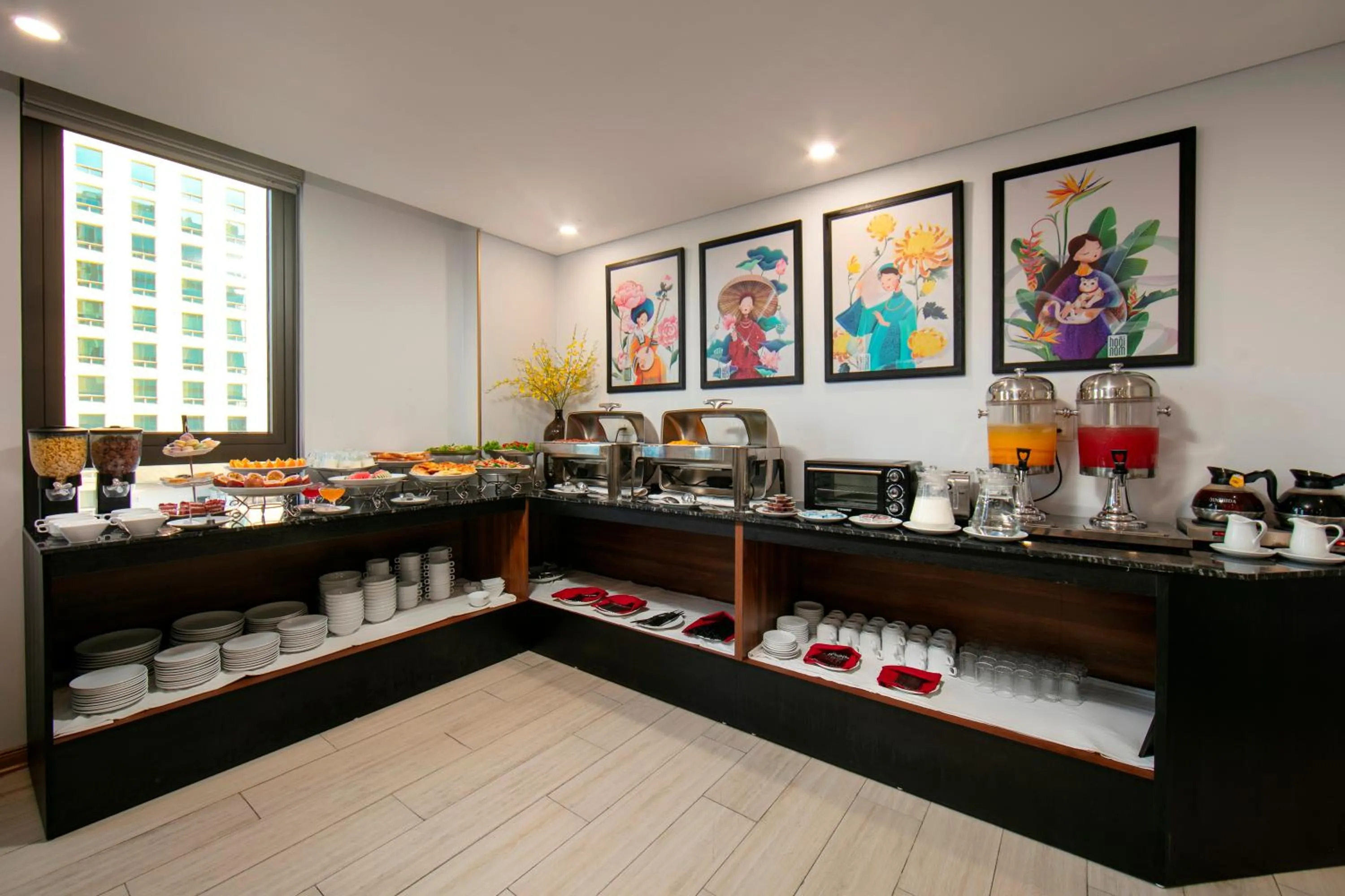 Food and drinks in Hotel De Rond