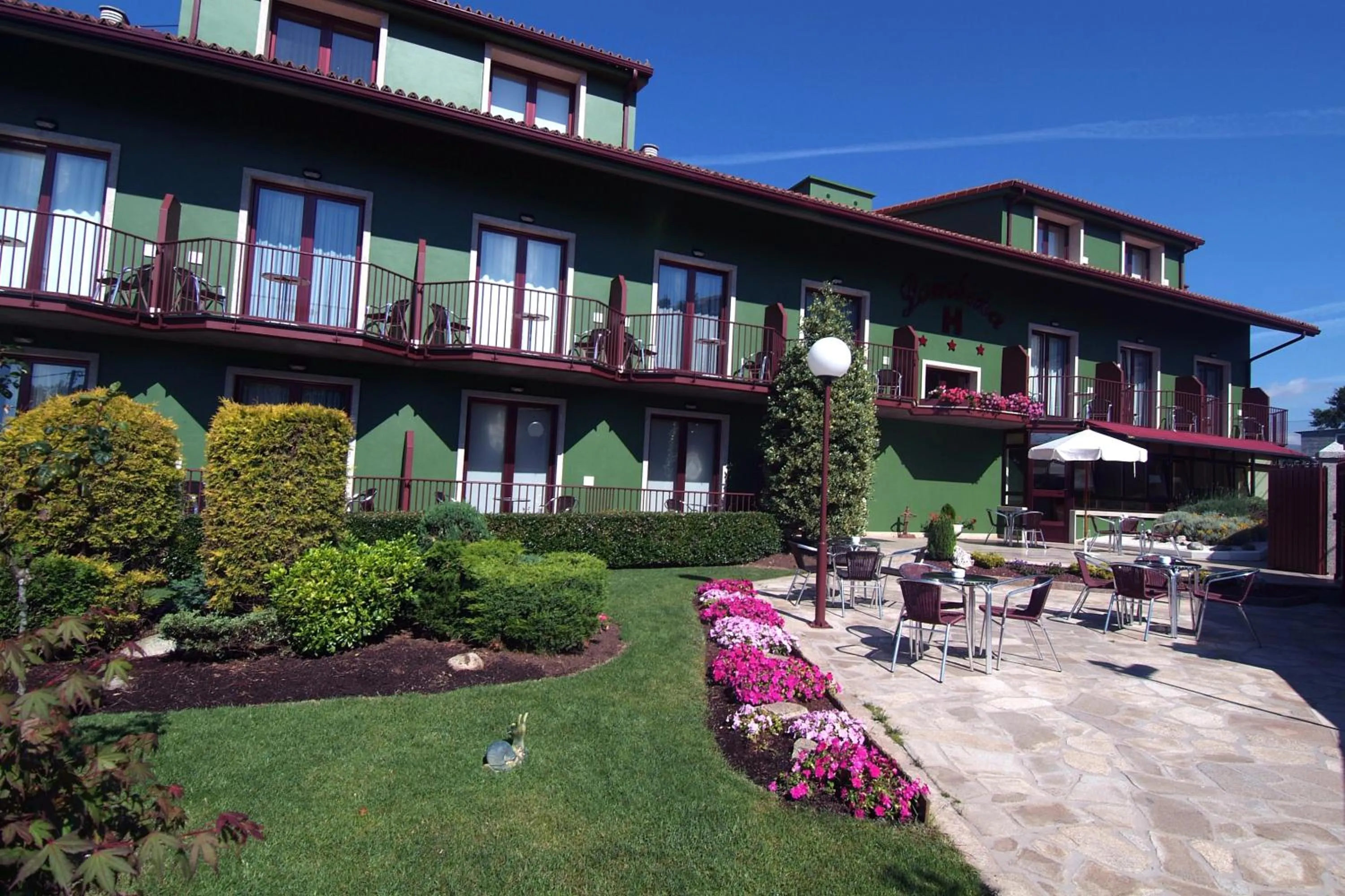 Property building in Hotel Lombiña