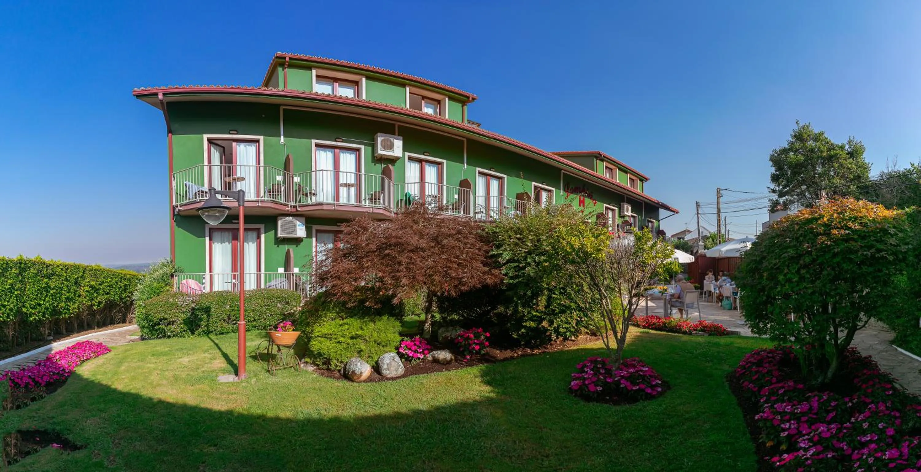 Property building in Hotel Lombiña