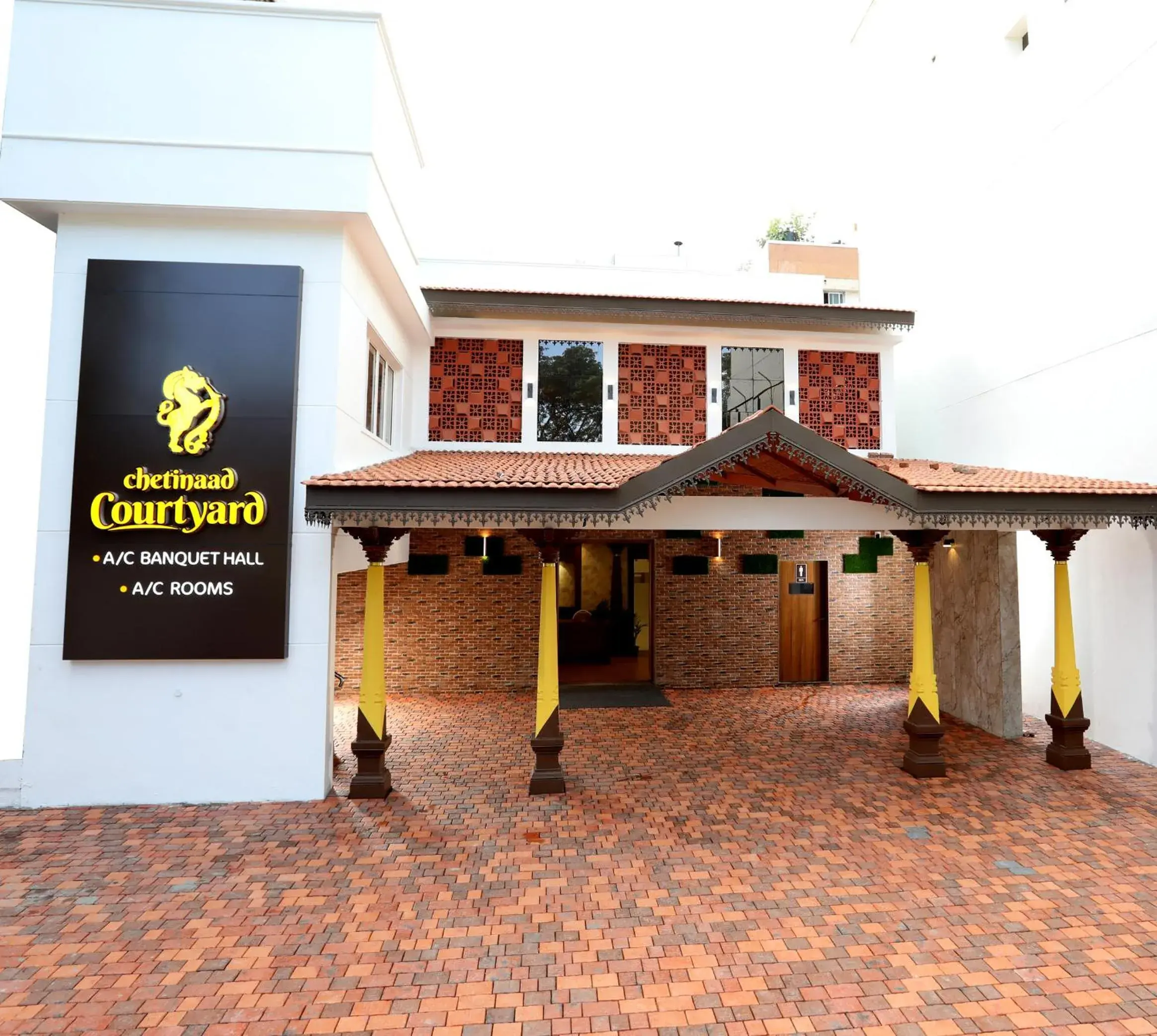 Property building in Chetinaad Courtyard Gandhipuram by Centre Park Property building in Chetinaad Courtyard Gandhipuram by Centre Park