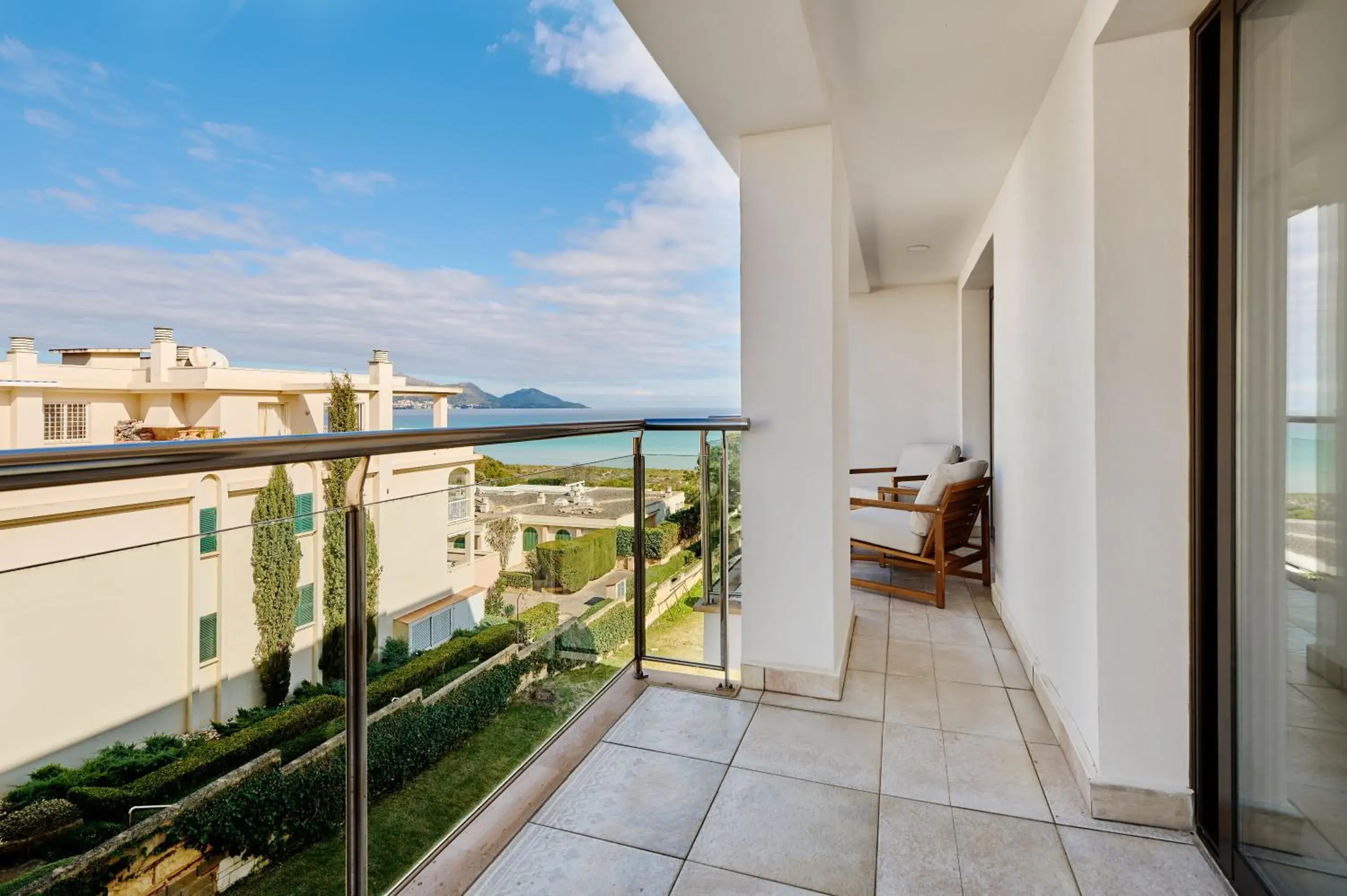 1 Bedroom Suite Partial Sea View - single occupancy in Sarena de Muro Resort Mallorca, part of Destination by Hyatt 1 Bedroom Suite Partial Sea View - single occupancy in Sarena de Muro Resort Mallorca, part of Destination by Hyatt
