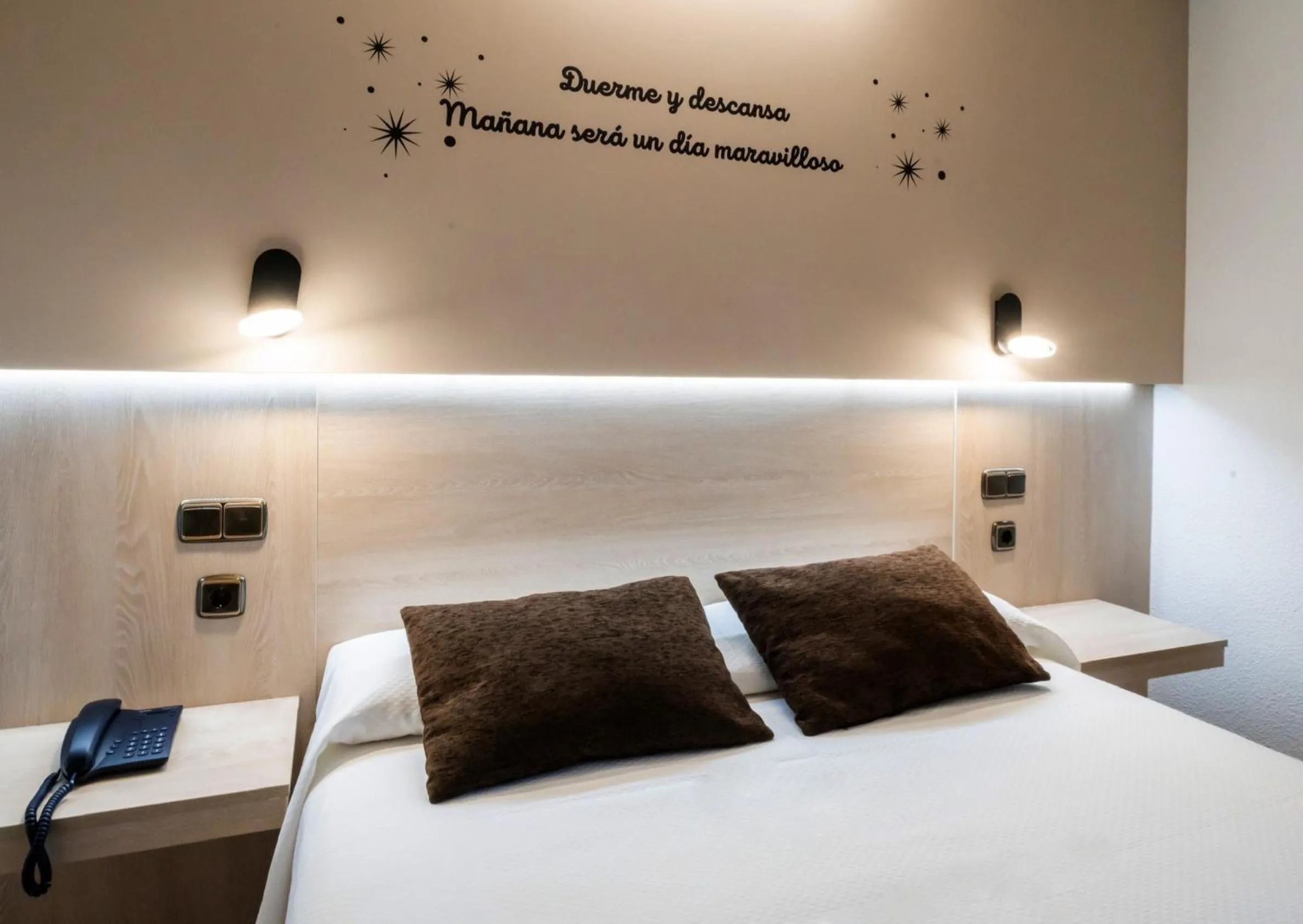 Bed in Hotel Mozárbez Salamanca