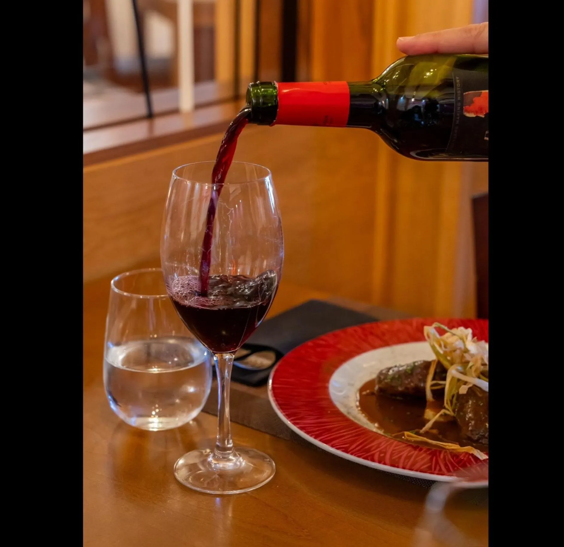 Restaurant/places to eat in Hotel Mozárbez Salamanca